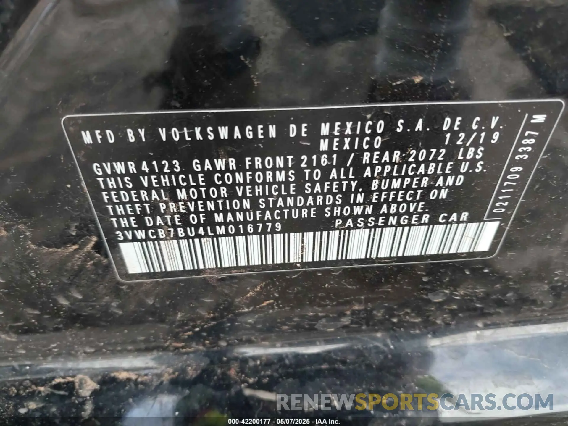 9 Photograph of a damaged car 3VWCB7BU4LM016779 VOLKSWAGEN JETTA 2020