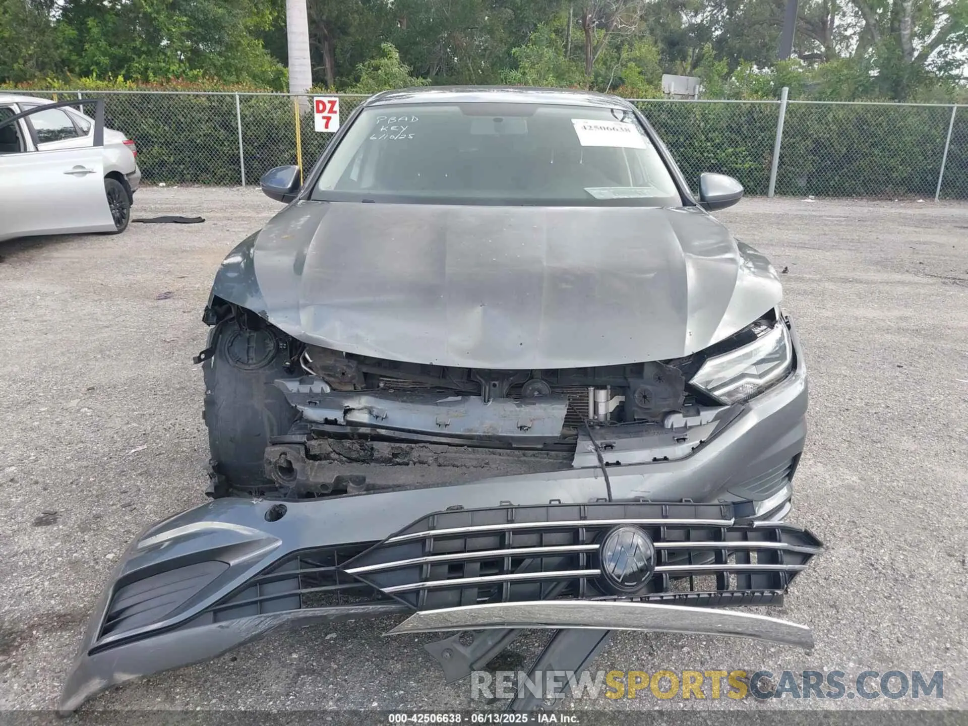12 Photograph of a damaged car 3VWCB7BU4LM016992 VOLKSWAGEN JETTA 2020