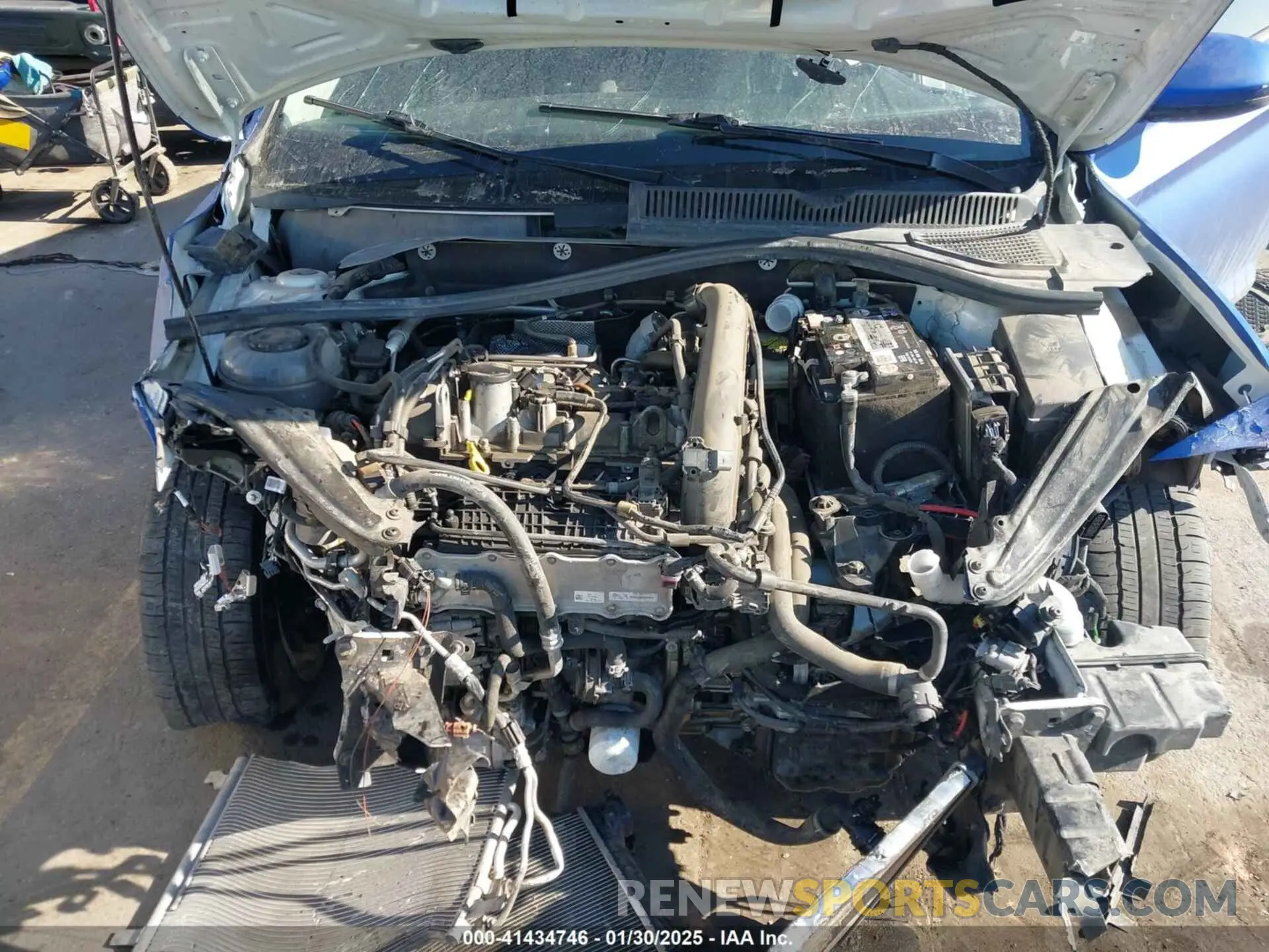 10 Photograph of a damaged car 3VWCB7BU4LM019228 VOLKSWAGEN JETTA 2020