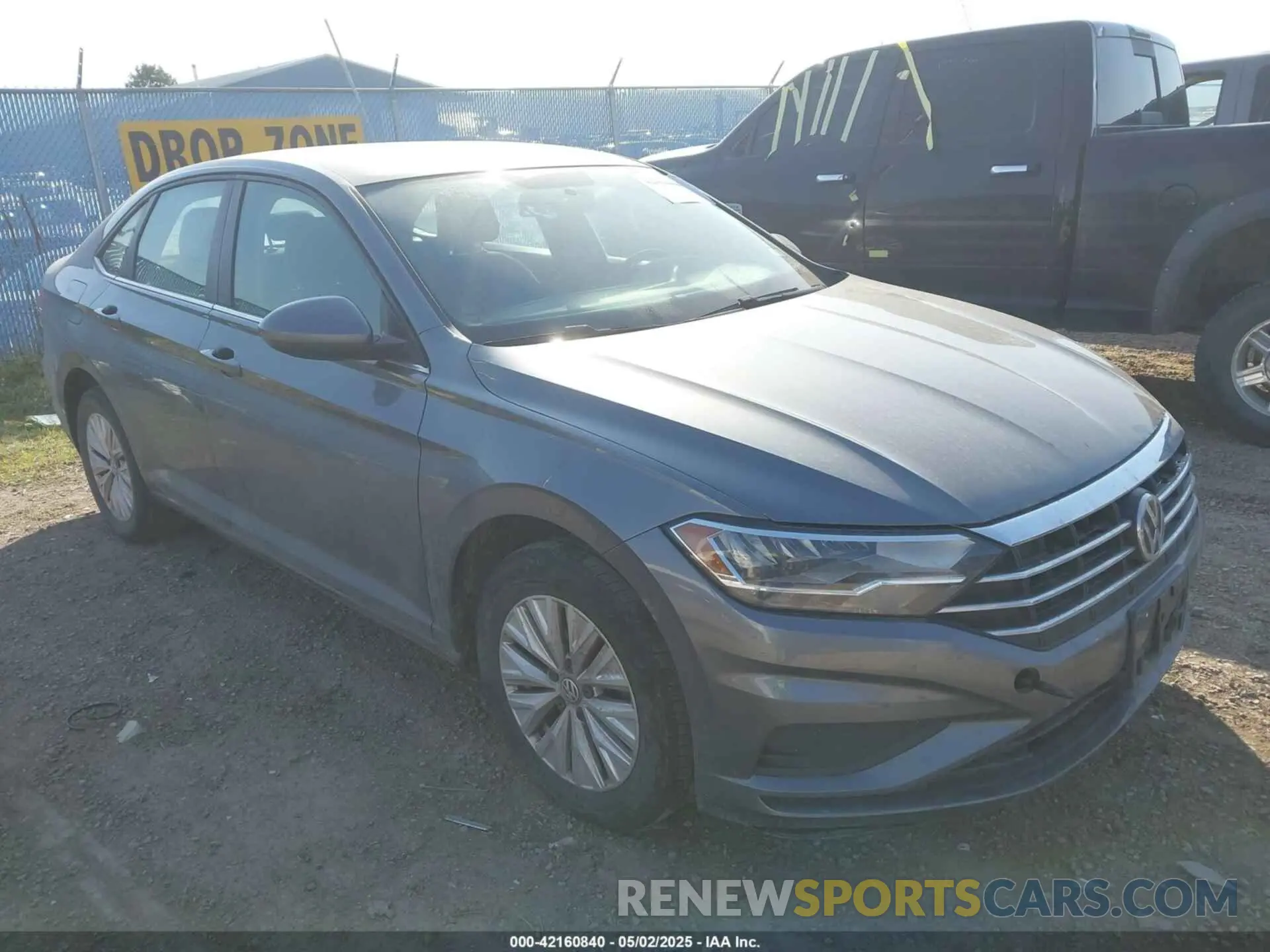 1 Photograph of a damaged car 3VWCB7BU4LM034831 VOLKSWAGEN JETTA 2020