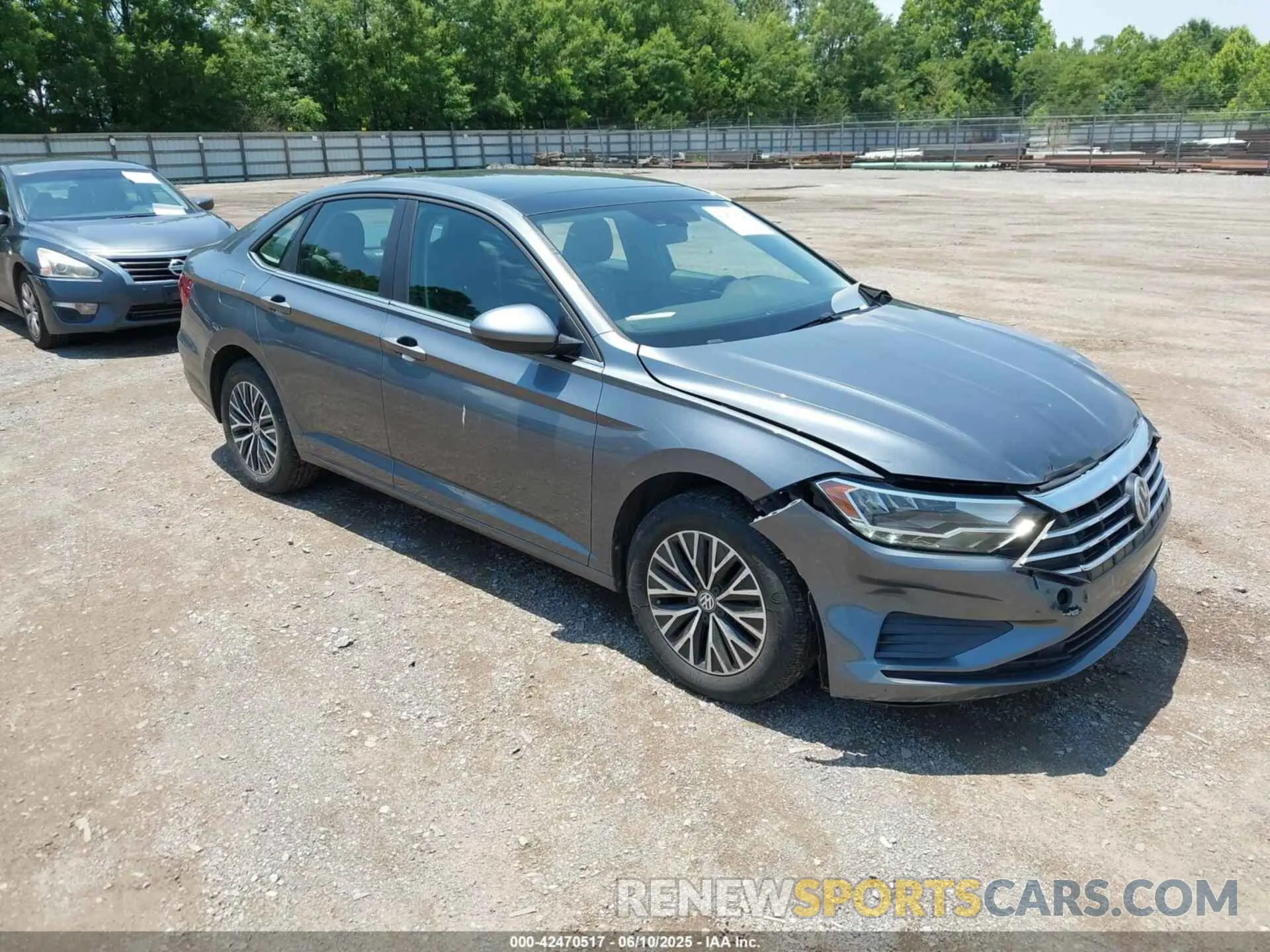 1 Photograph of a damaged car 3VWCB7BU5LM008030 VOLKSWAGEN JETTA 2020