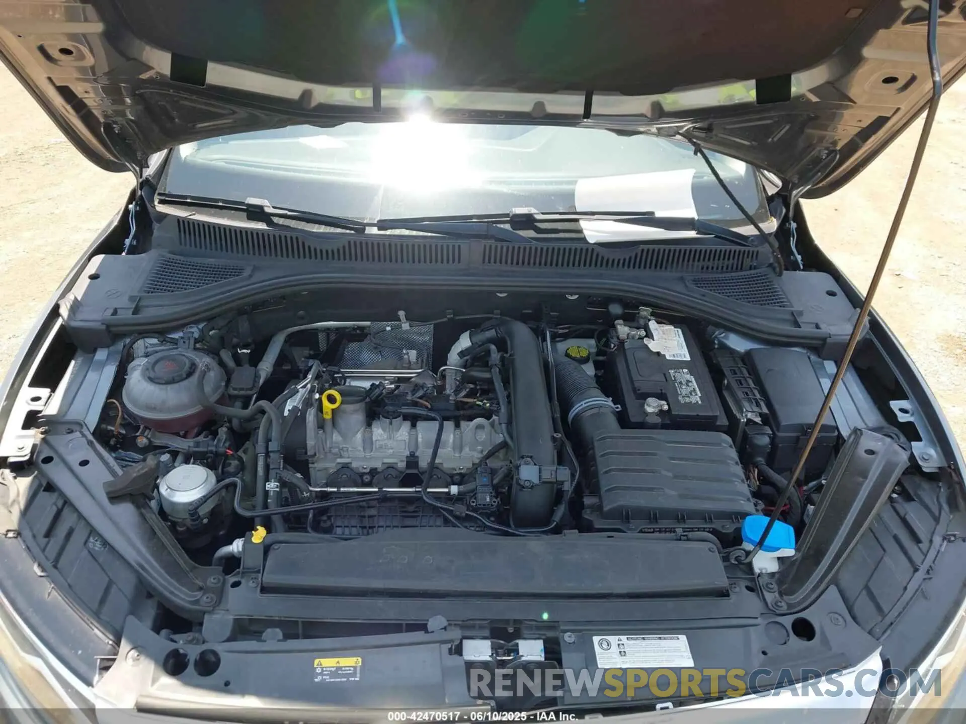 10 Photograph of a damaged car 3VWCB7BU5LM008030 VOLKSWAGEN JETTA 2020