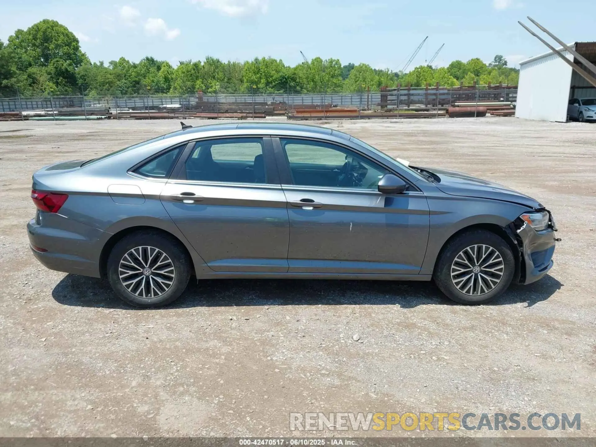 13 Photograph of a damaged car 3VWCB7BU5LM008030 VOLKSWAGEN JETTA 2020