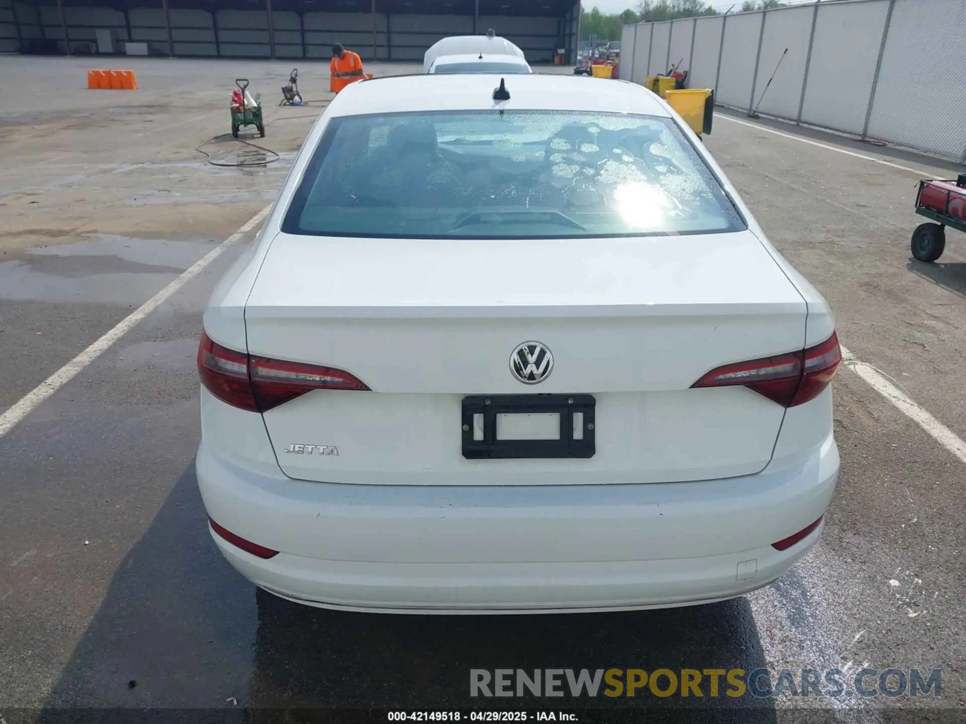 16 Photograph of a damaged car 3VWCB7BU5LM011915 VOLKSWAGEN JETTA 2020