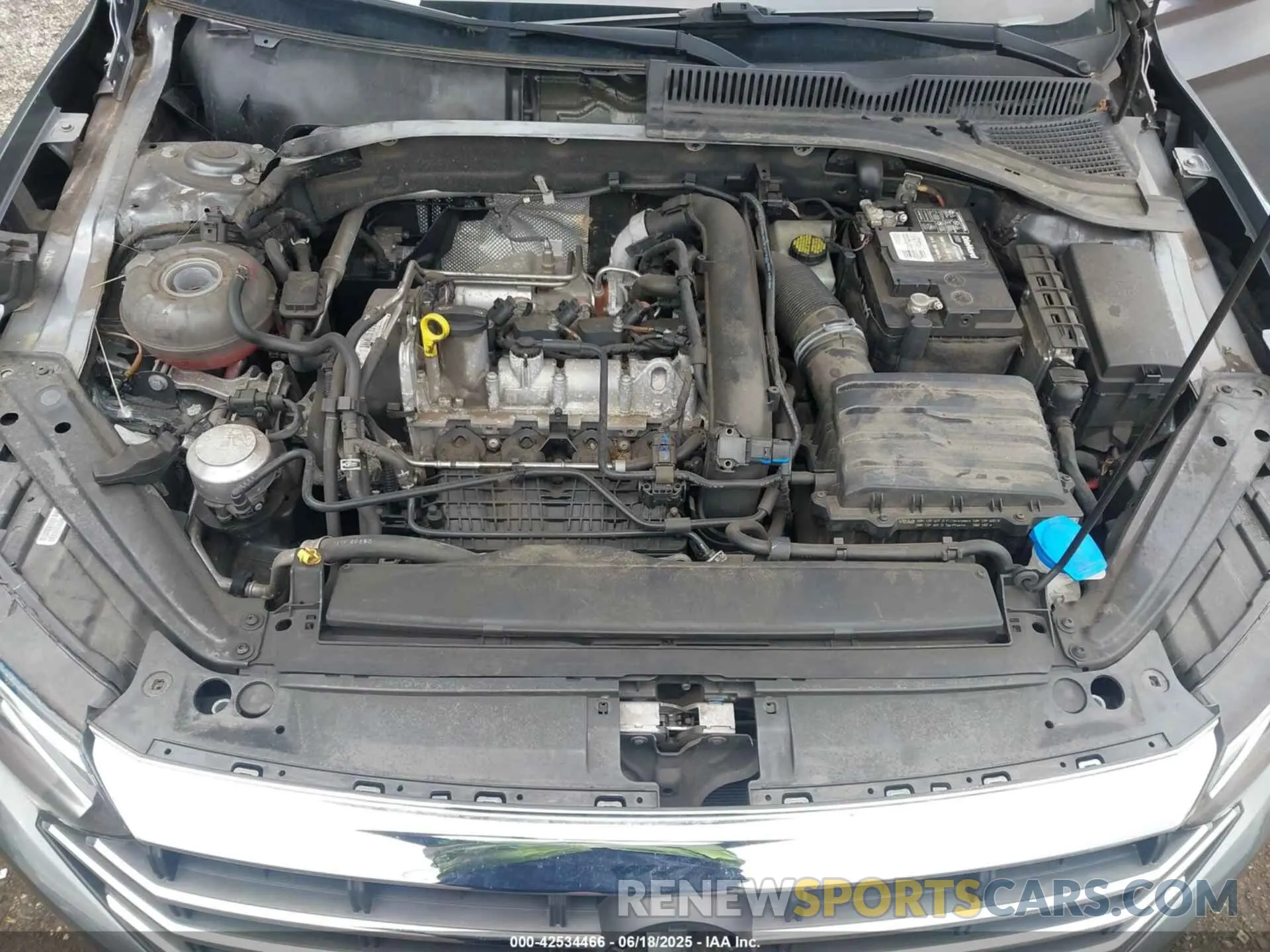 10 Photograph of a damaged car 3VWCB7BU5LM042971 VOLKSWAGEN JETTA 2020
