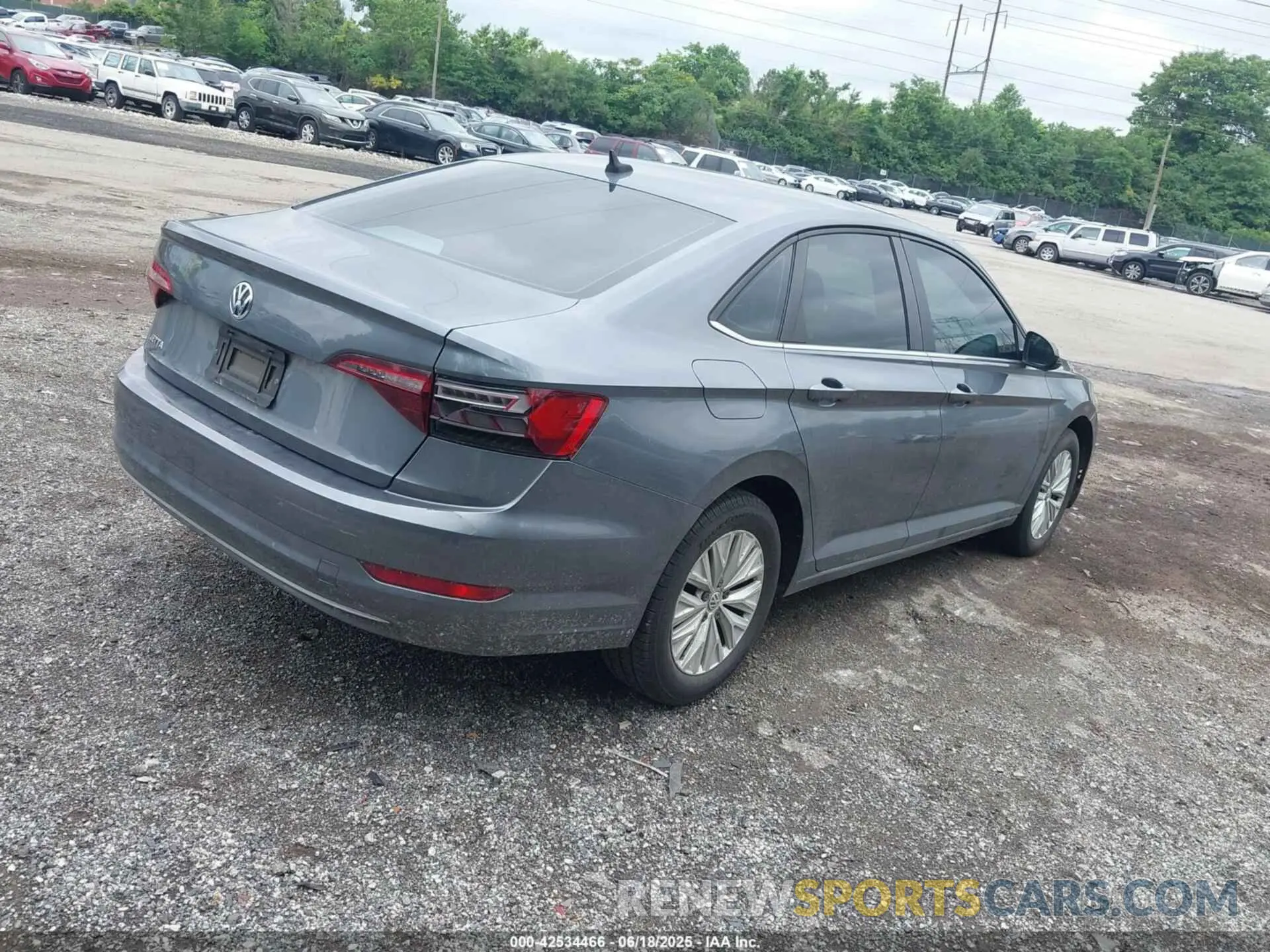 4 Photograph of a damaged car 3VWCB7BU5LM042971 VOLKSWAGEN JETTA 2020