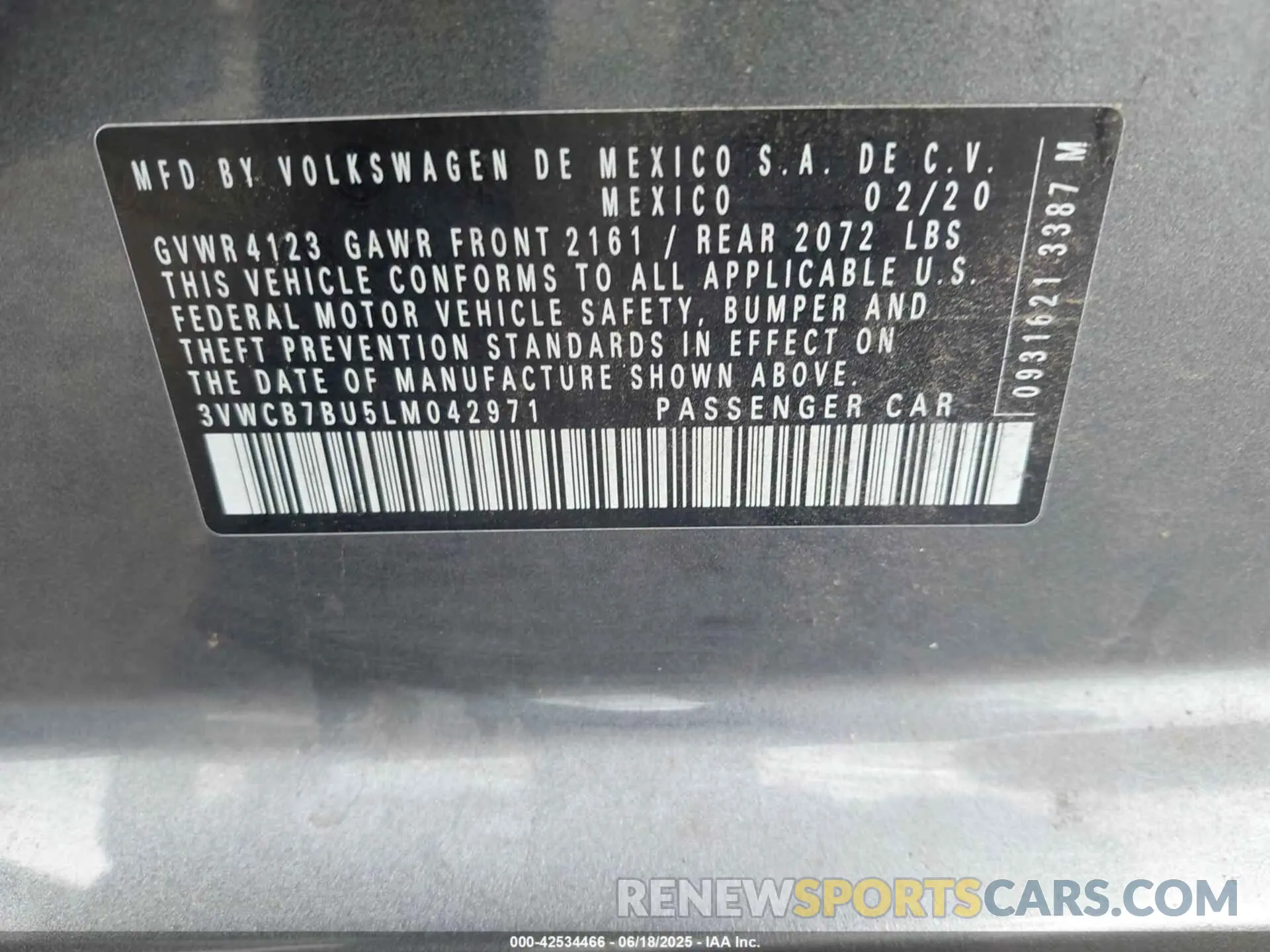 9 Photograph of a damaged car 3VWCB7BU5LM042971 VOLKSWAGEN JETTA 2020