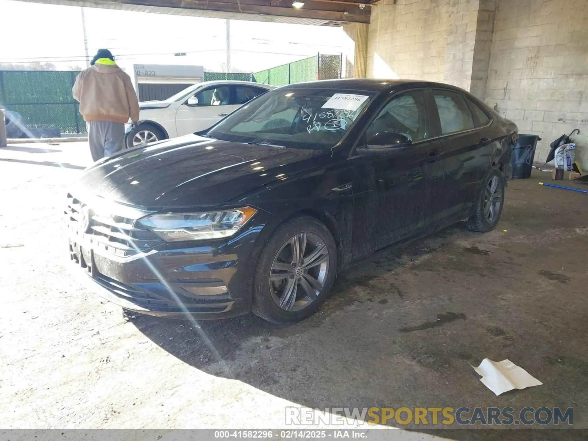 2 Photograph of a damaged car 3VWCB7BU5LM043733 VOLKSWAGEN JETTA 2020