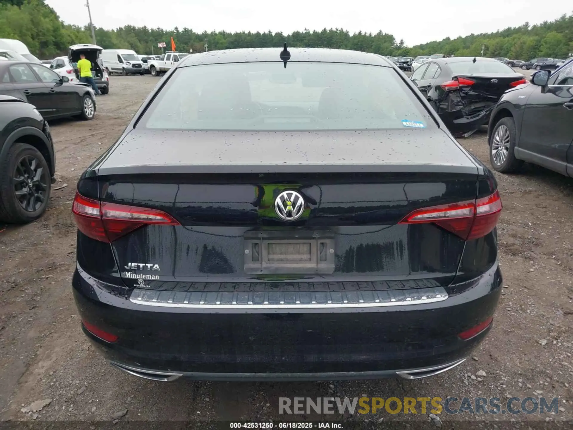 16 Photograph of a damaged car 3VWCB7BU6LM017352 VOLKSWAGEN JETTA 2020