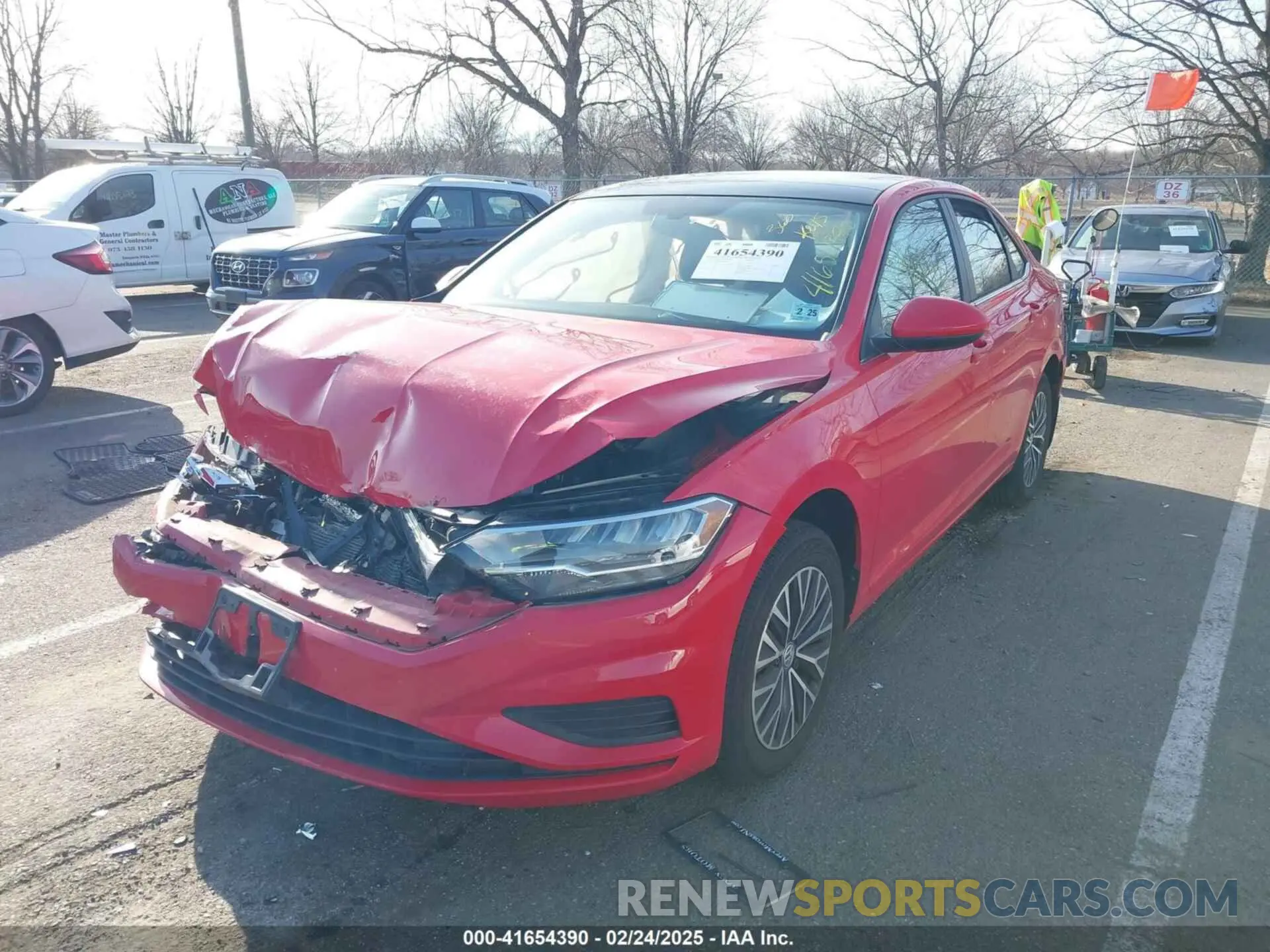2 Photograph of a damaged car 3VWCB7BU6LM024785 VOLKSWAGEN JETTA 2020