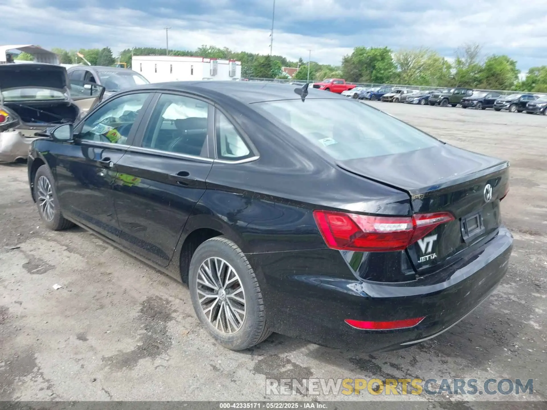 3 Photograph of a damaged car 3VWCB7BU6LM031946 VOLKSWAGEN JETTA 2020