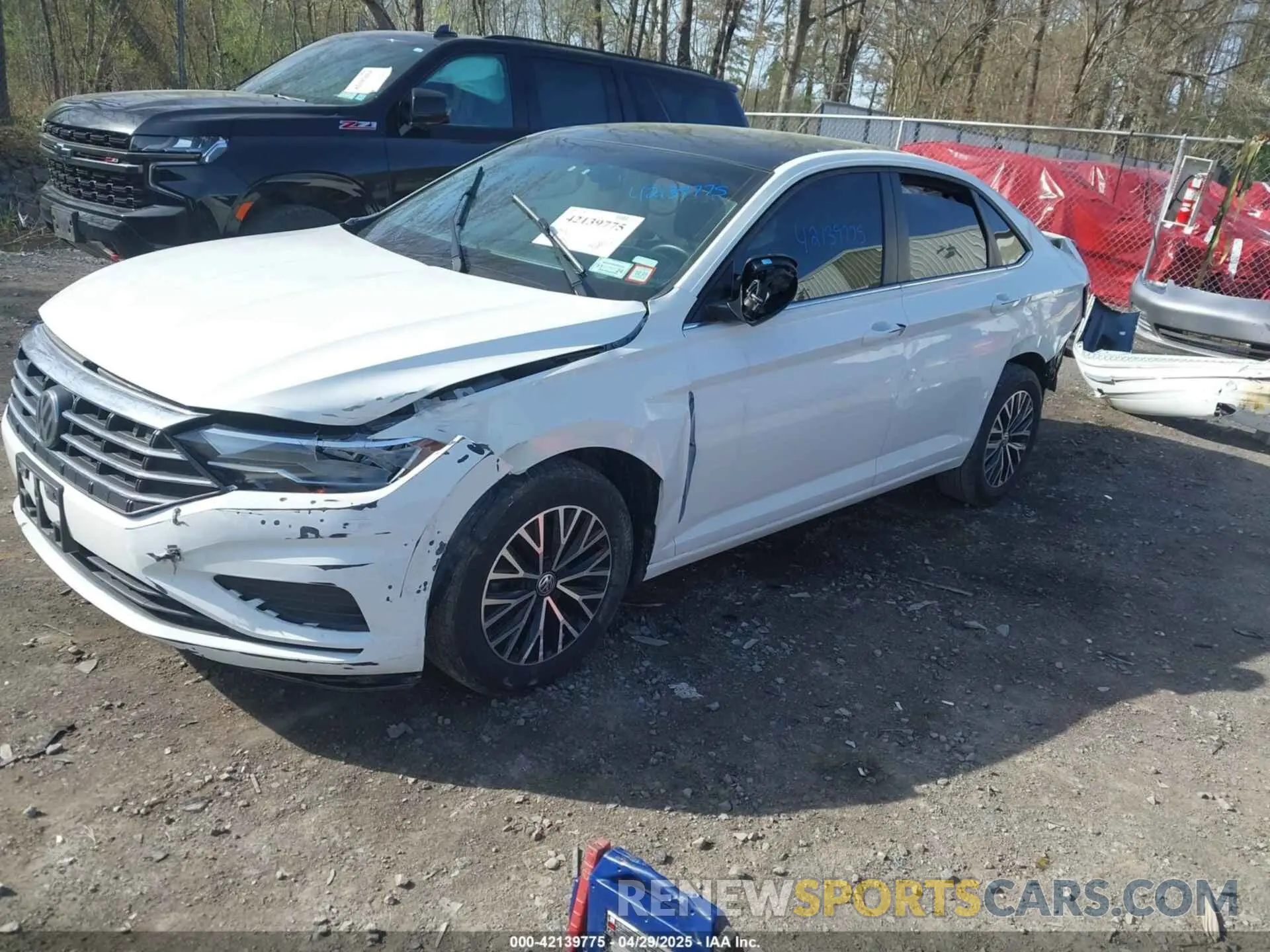 2 Photograph of a damaged car 3VWCB7BU6LM034085 VOLKSWAGEN JETTA 2020