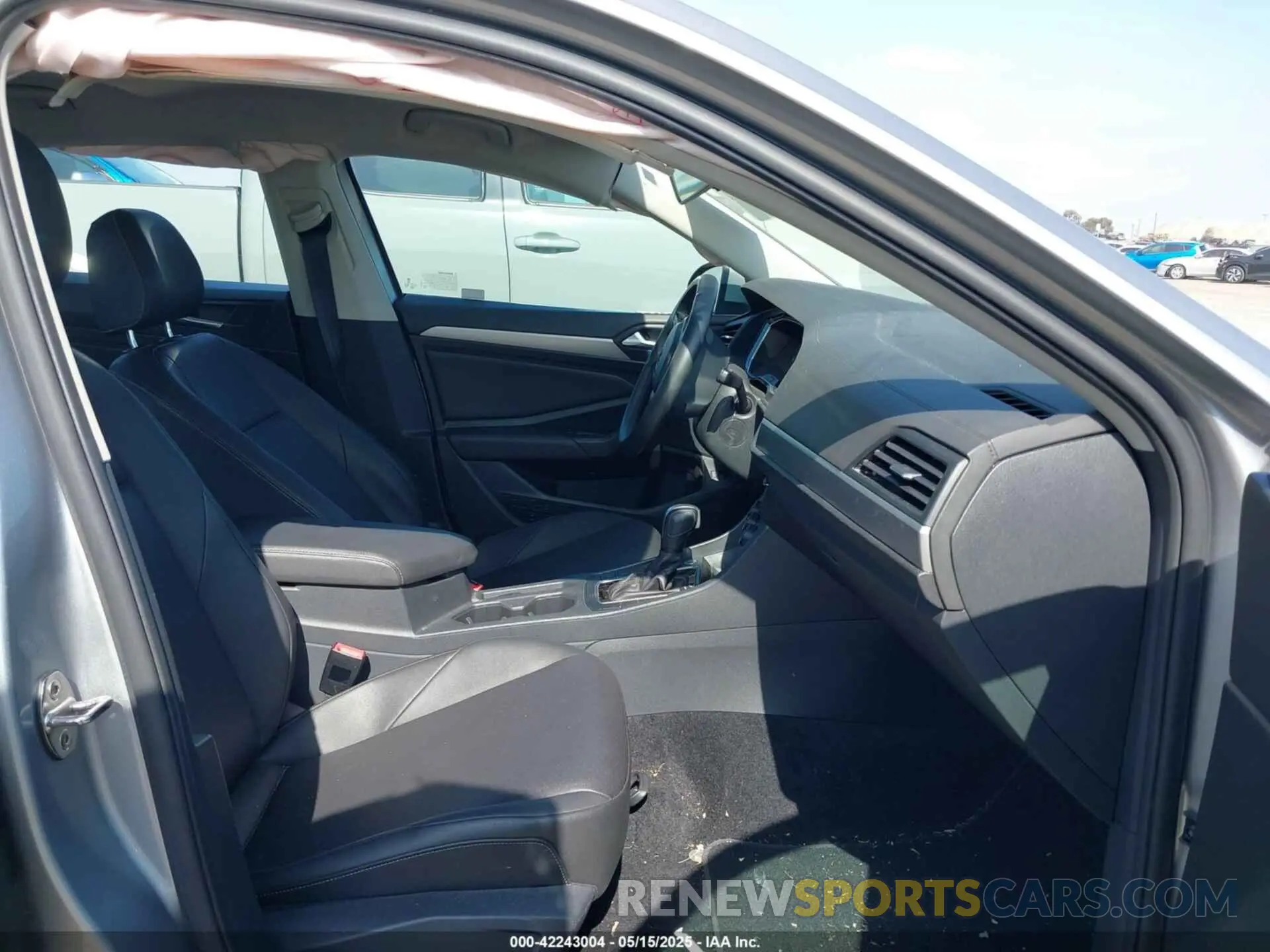 5 Photograph of a damaged car 3VWCB7BU6LM035298 VOLKSWAGEN JETTA 2020