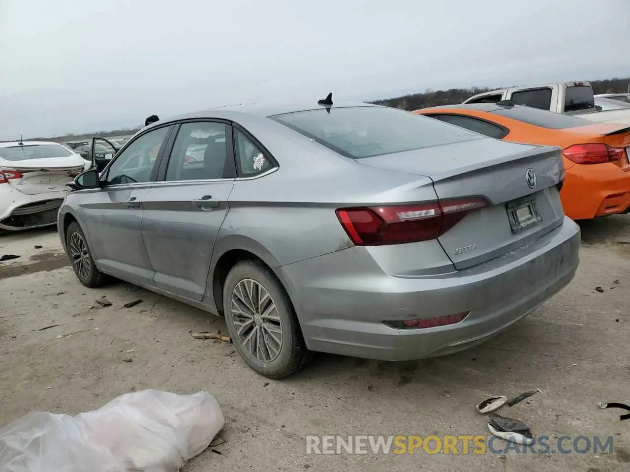 2 Photograph of a damaged car 3VWCB7BU6LM057883 VOLKSWAGEN JETTA 2020