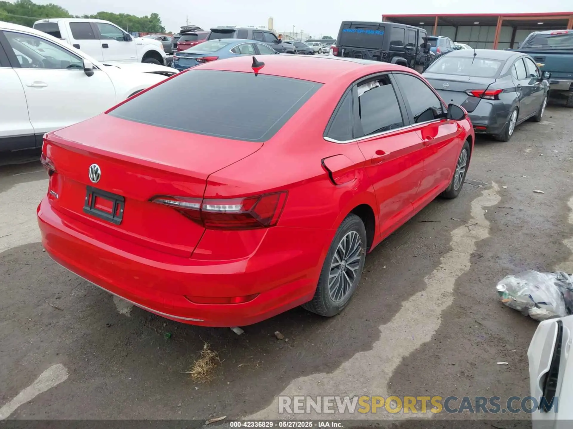 4 Photograph of a damaged car 3VWCB7BU7LM009096 VOLKSWAGEN JETTA 2020