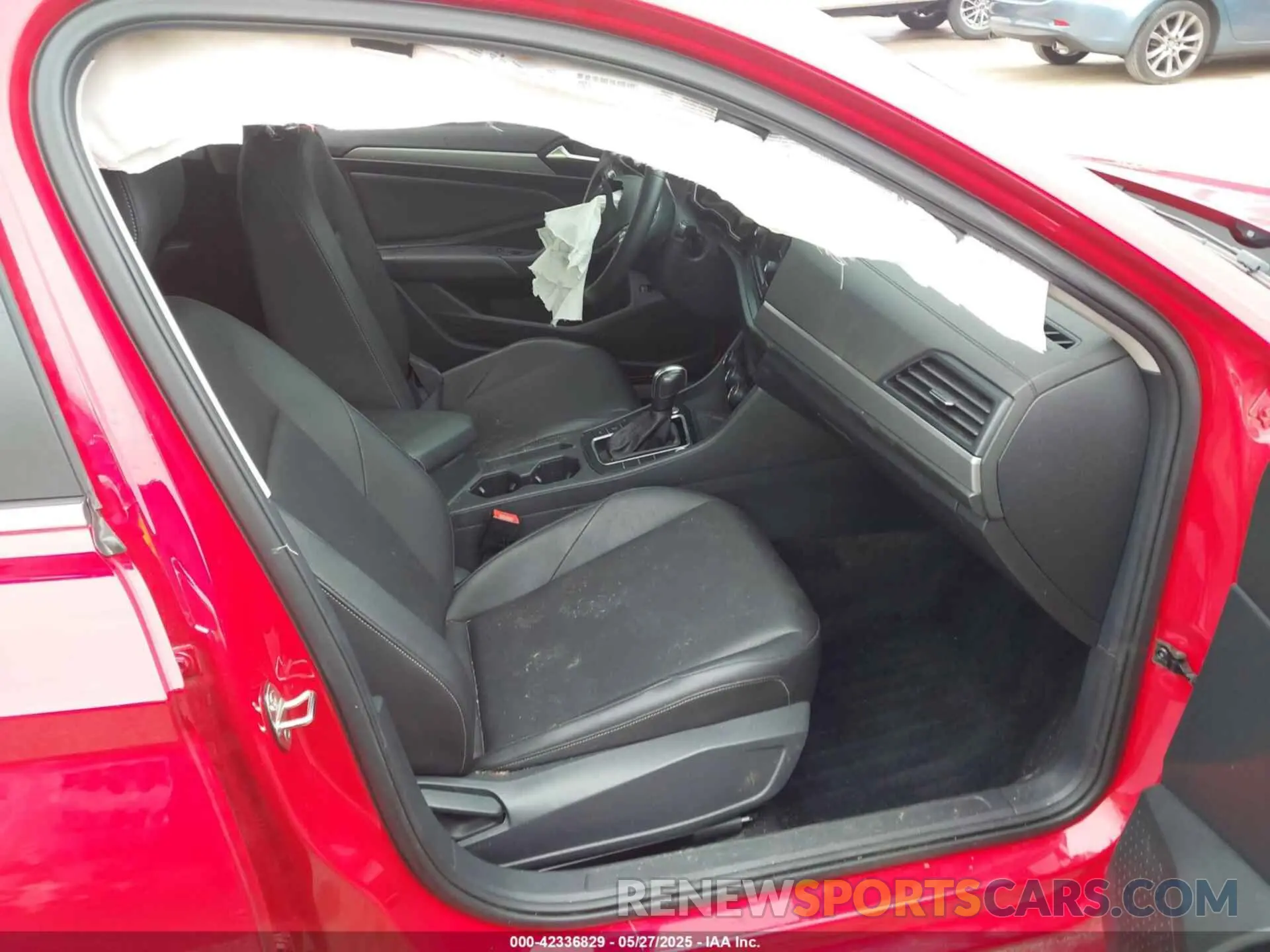 5 Photograph of a damaged car 3VWCB7BU7LM009096 VOLKSWAGEN JETTA 2020