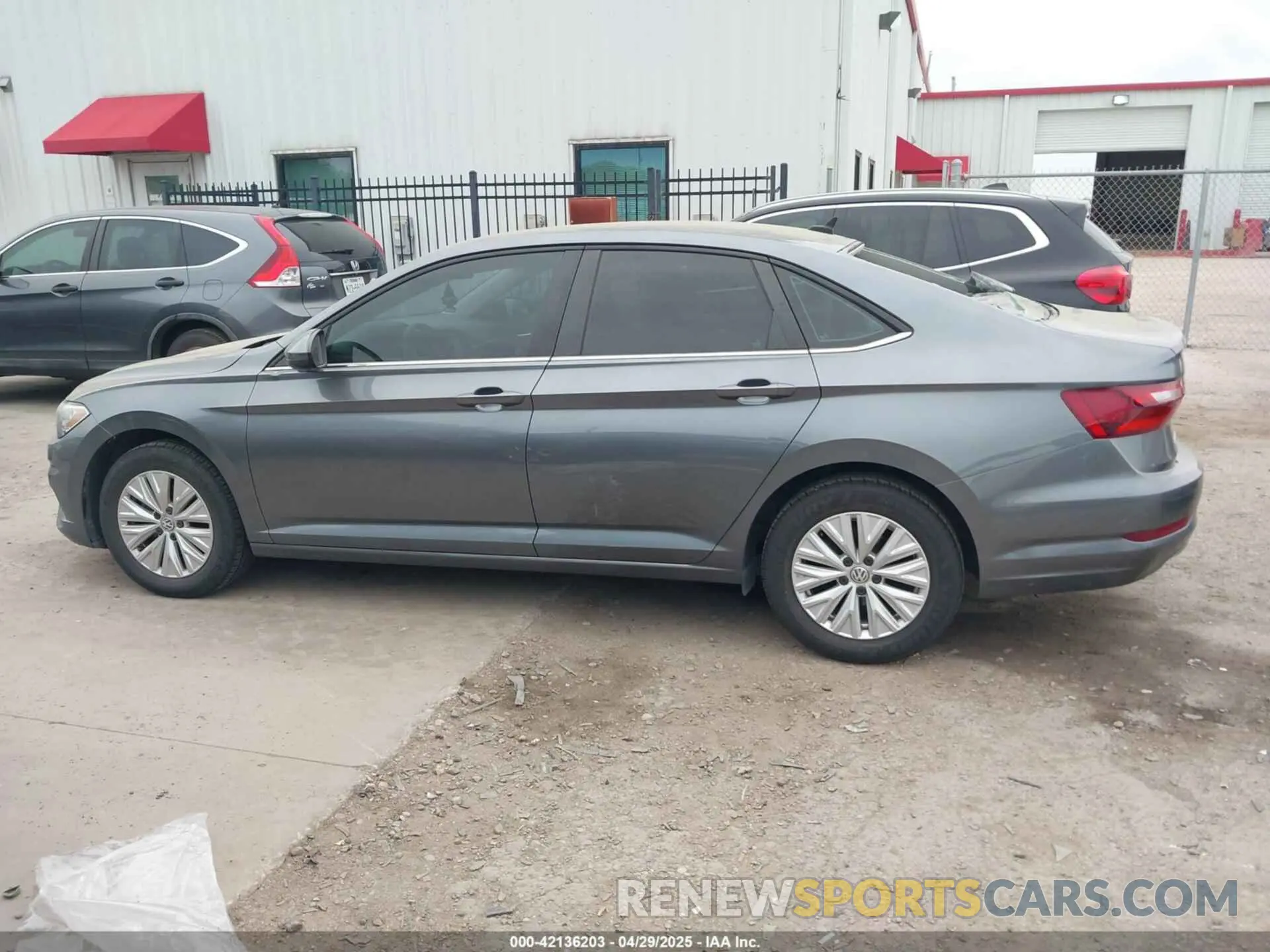 14 Photograph of a damaged car 3VWCB7BU7LM030563 VOLKSWAGEN JETTA 2020
