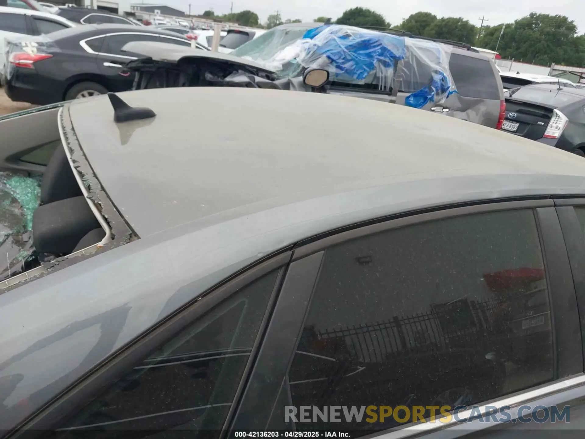 17 Photograph of a damaged car 3VWCB7BU7LM030563 VOLKSWAGEN JETTA 2020