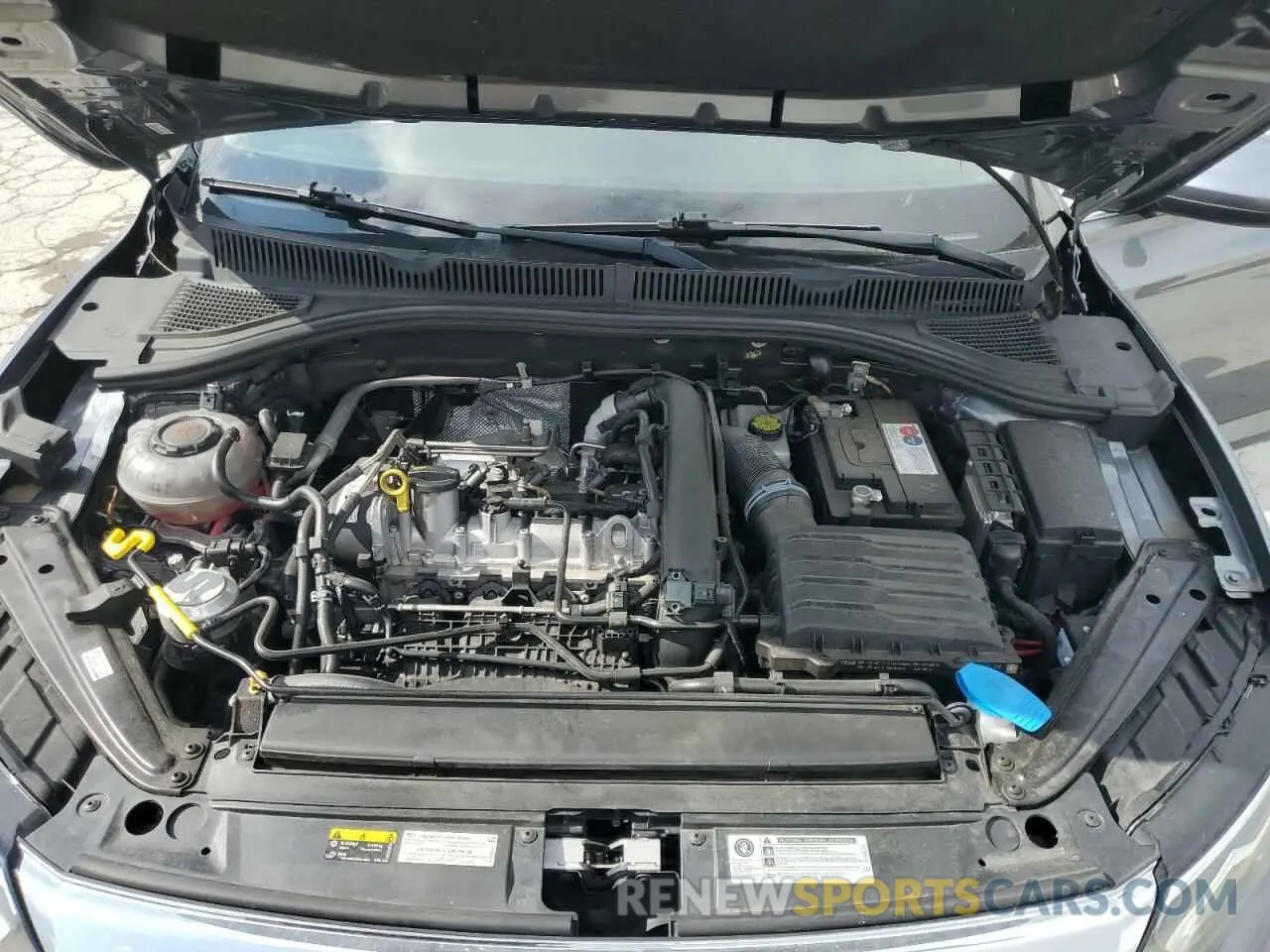 11 Photograph of a damaged car 3VWCB7BU7LM033110 VOLKSWAGEN JETTA 2020