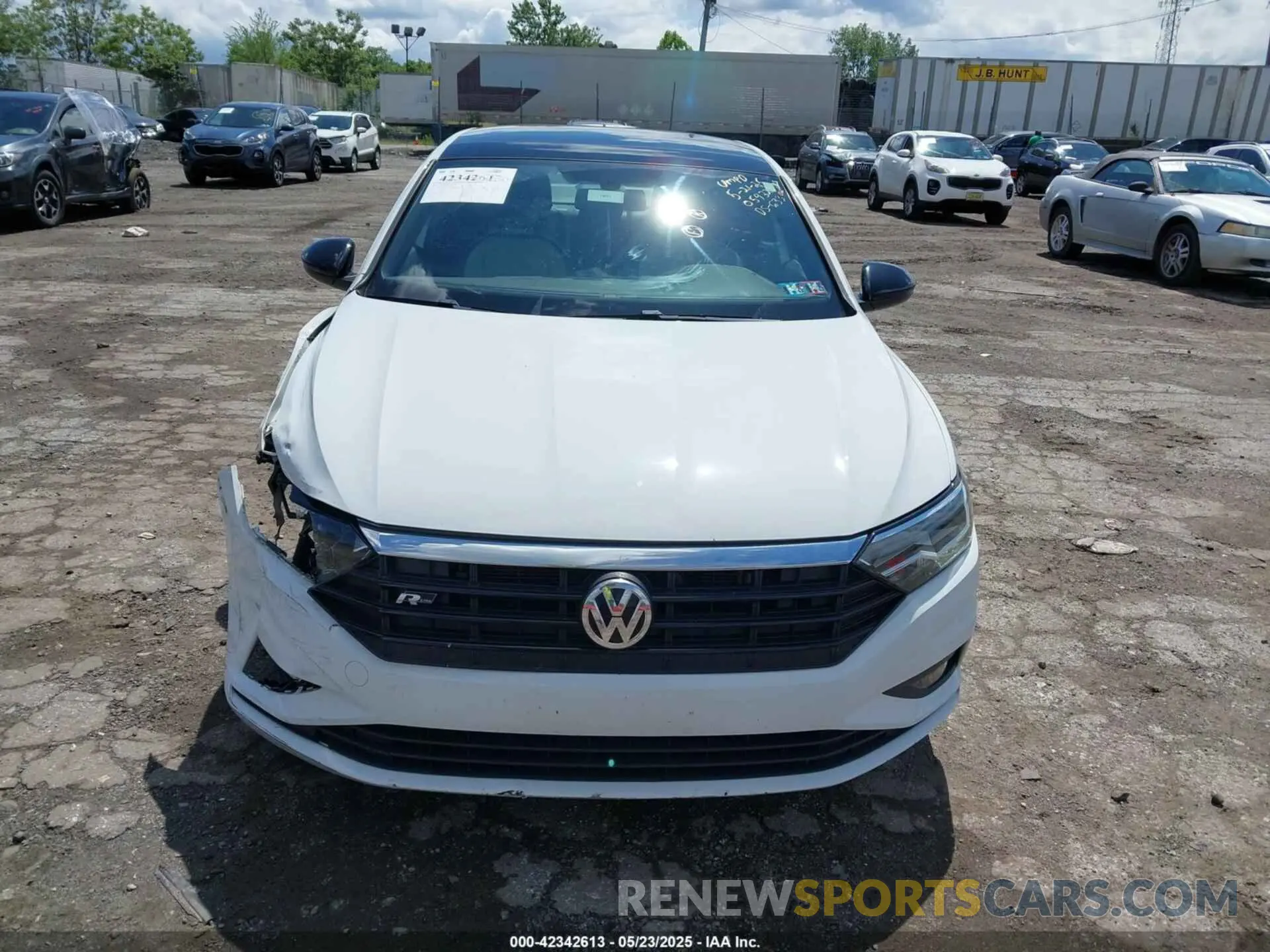12 Photograph of a damaged car 3VWCB7BU8LM054323 VOLKSWAGEN JETTA 2020