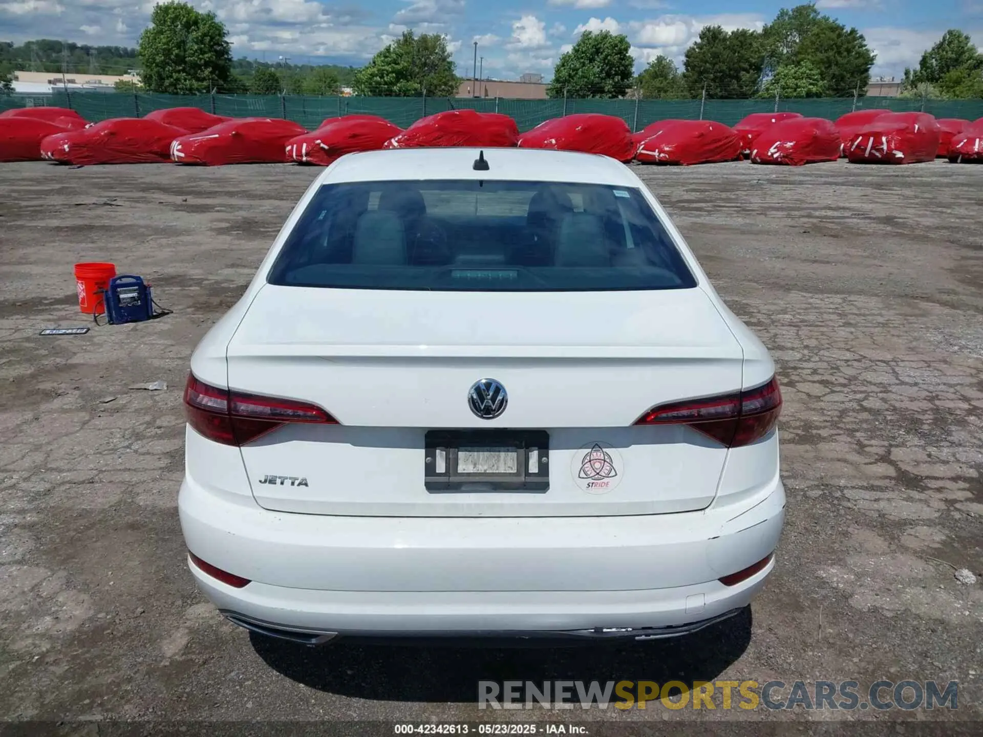 16 Photograph of a damaged car 3VWCB7BU8LM054323 VOLKSWAGEN JETTA 2020