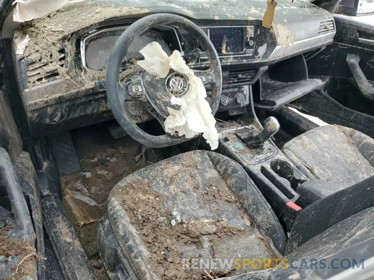 8 Photograph of a damaged car 3VWCB7BU8LM061076 VOLKSWAGEN JETTA 2020