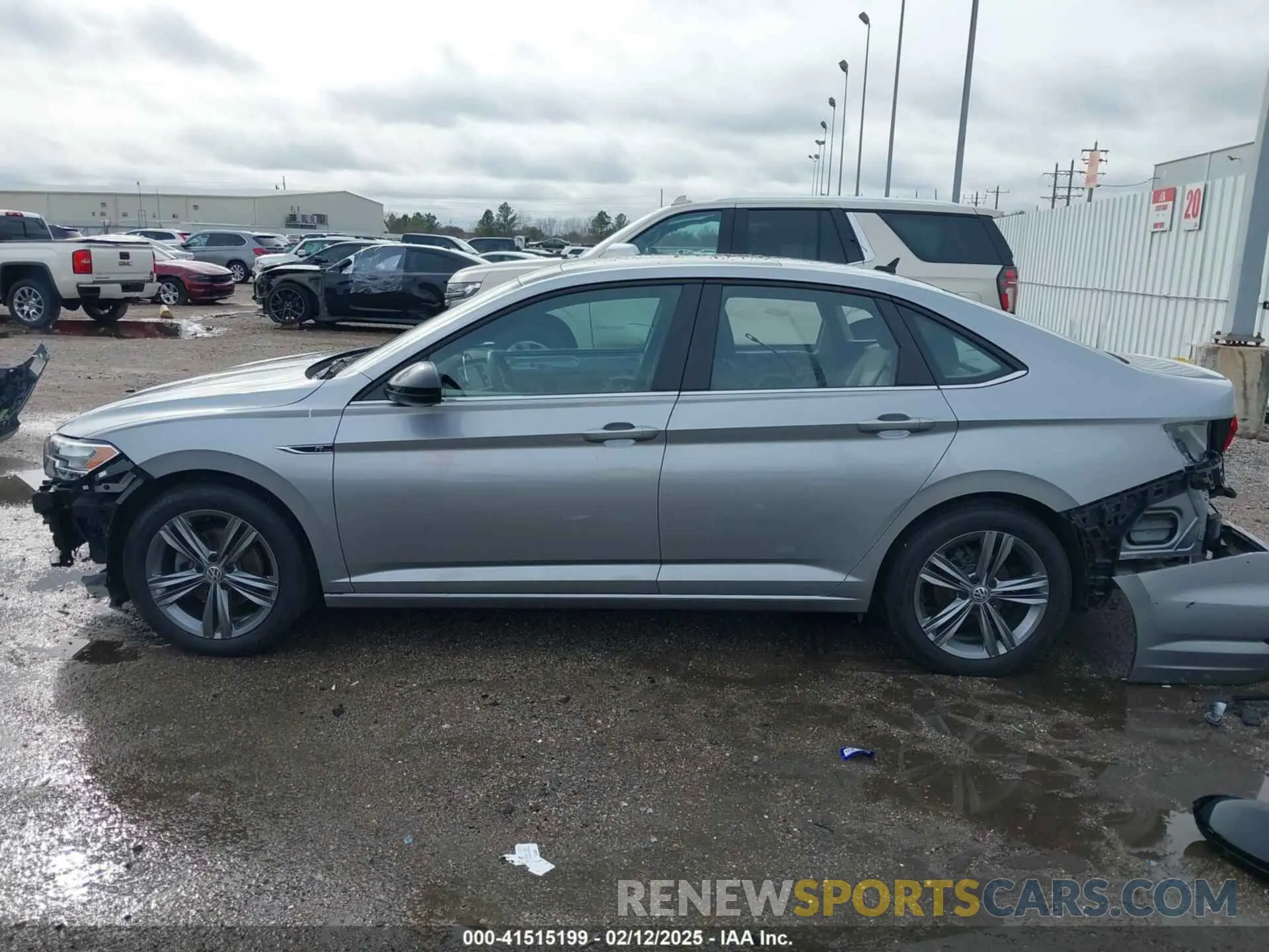 15 Photograph of a damaged car 3VWCB7BU9LM019368 VOLKSWAGEN JETTA 2020