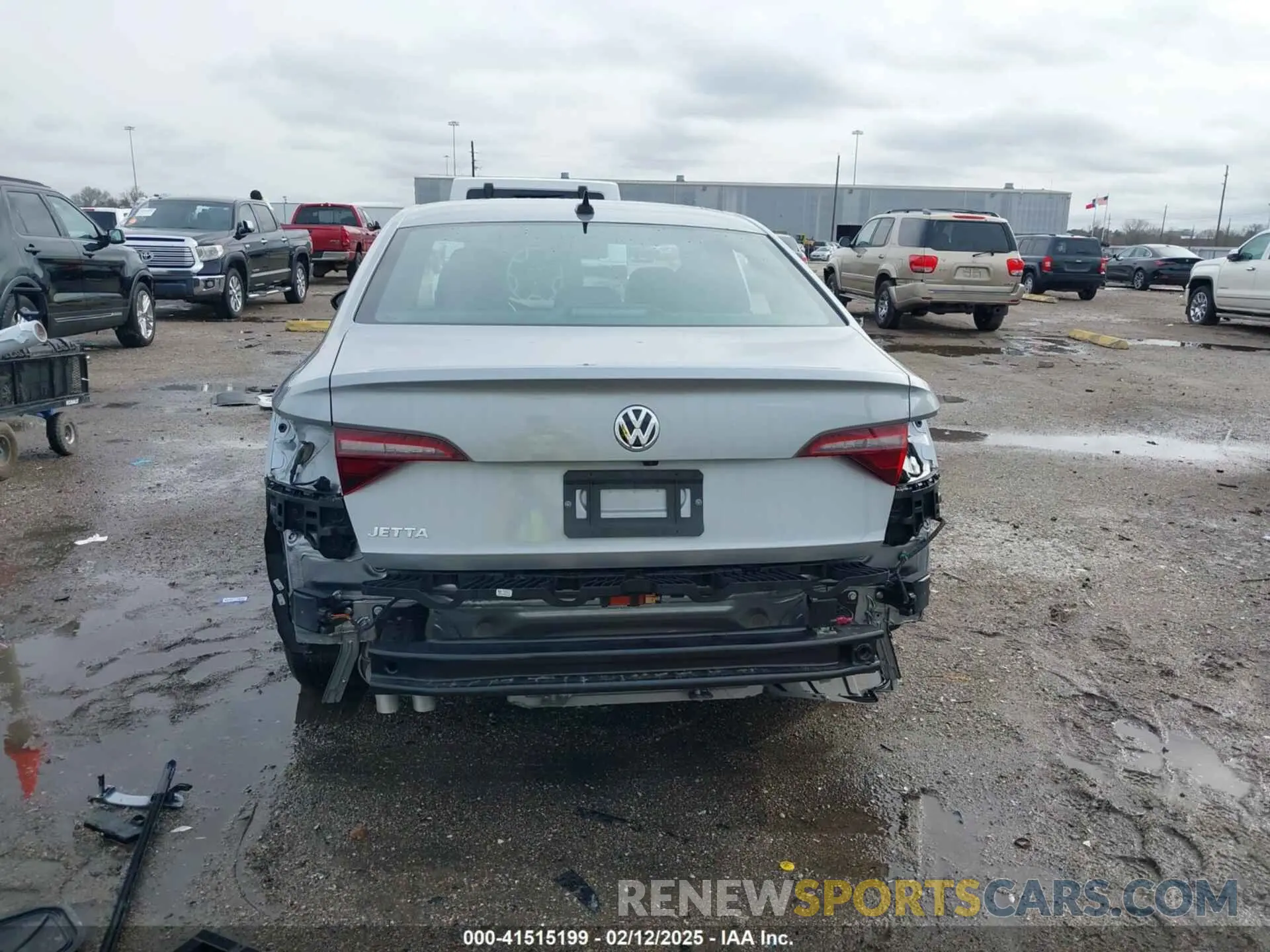 17 Photograph of a damaged car 3VWCB7BU9LM019368 VOLKSWAGEN JETTA 2020