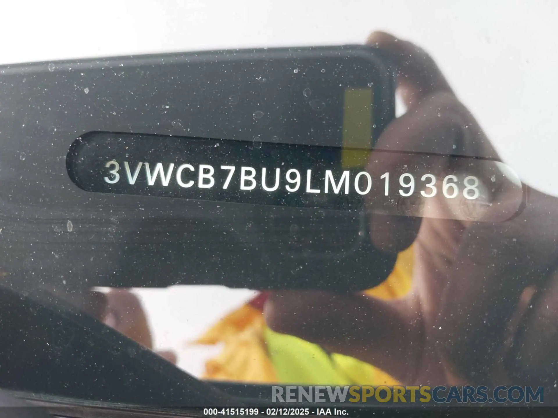 9 Photograph of a damaged car 3VWCB7BU9LM019368 VOLKSWAGEN JETTA 2020