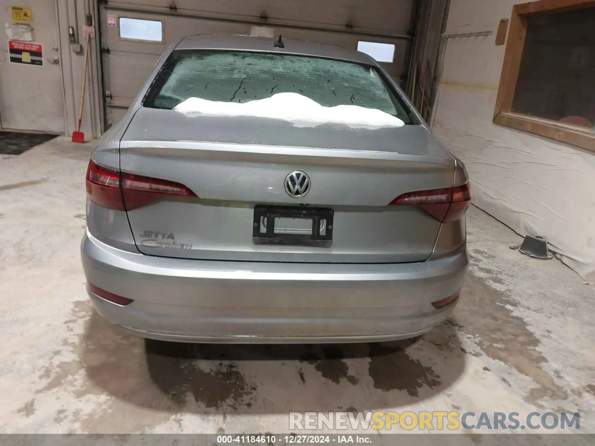 15 Photograph of a damaged car 3VWCB7BU9LM022027 VOLKSWAGEN JETTA 2020