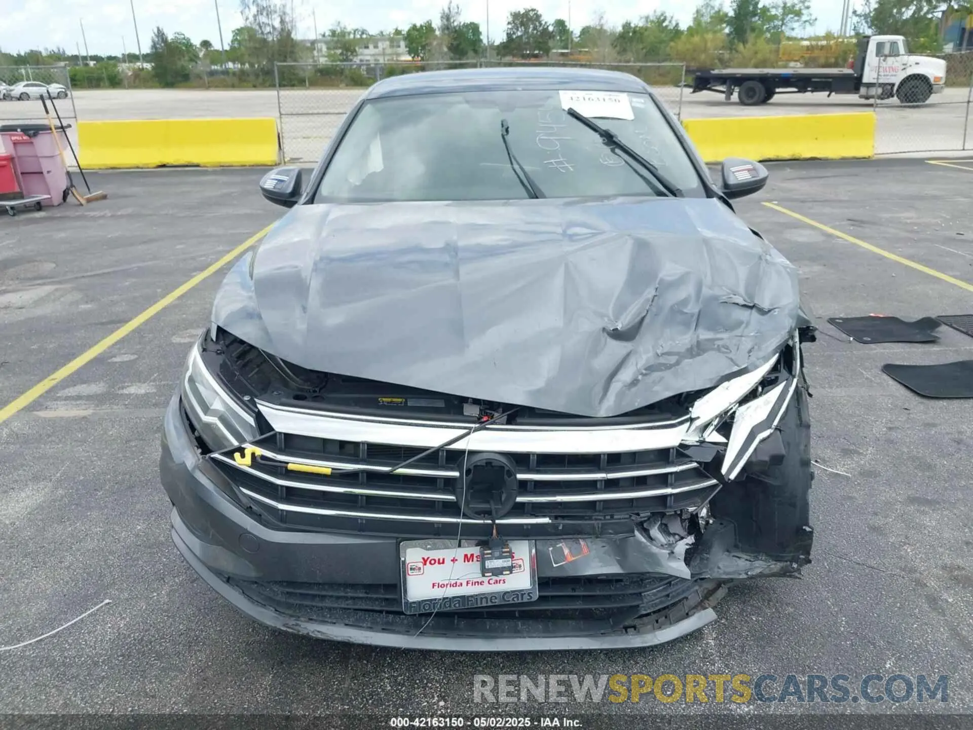 13 Photograph of a damaged car 3VWCB7BU9LM049454 VOLKSWAGEN JETTA 2020