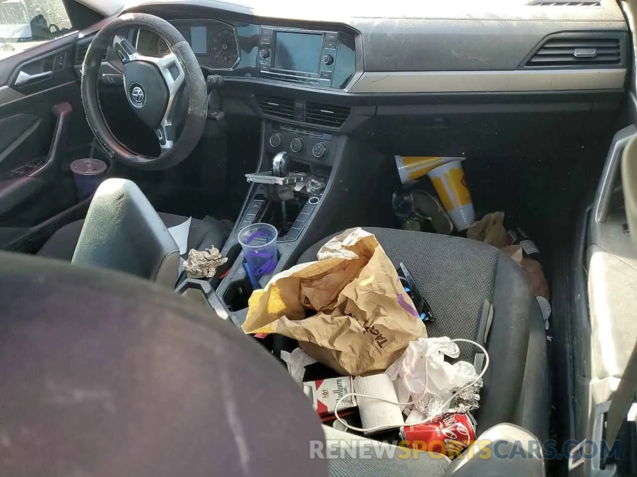 8 Photograph of a damaged car 3VWCB7BU9LM065282 VOLKSWAGEN JETTA 2020