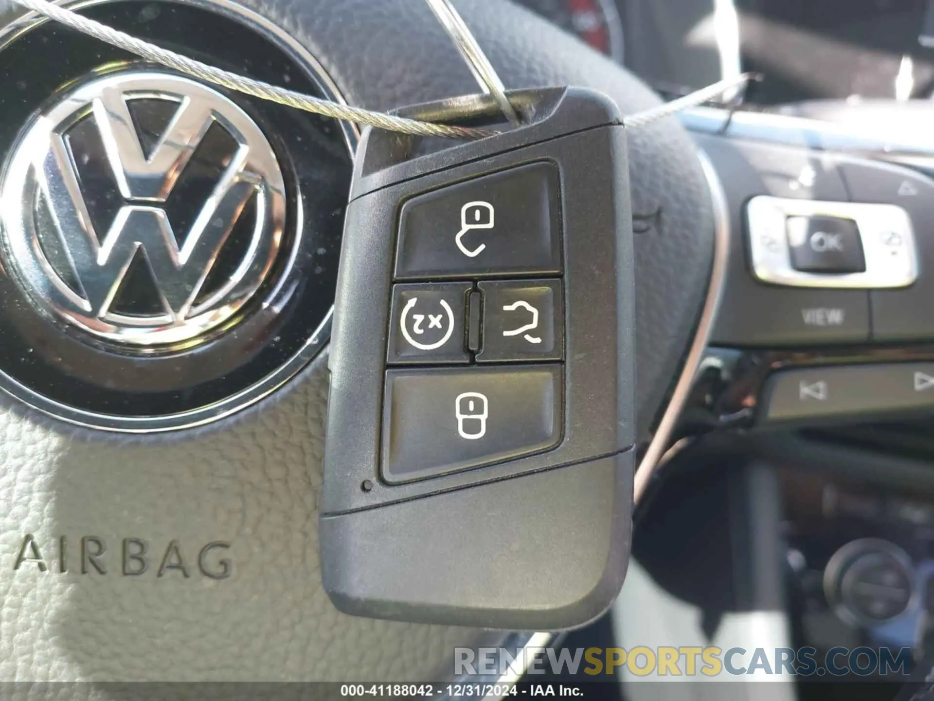 11 Photograph of a damaged car 3VWCB7BUXLM030265 VOLKSWAGEN JETTA 2020