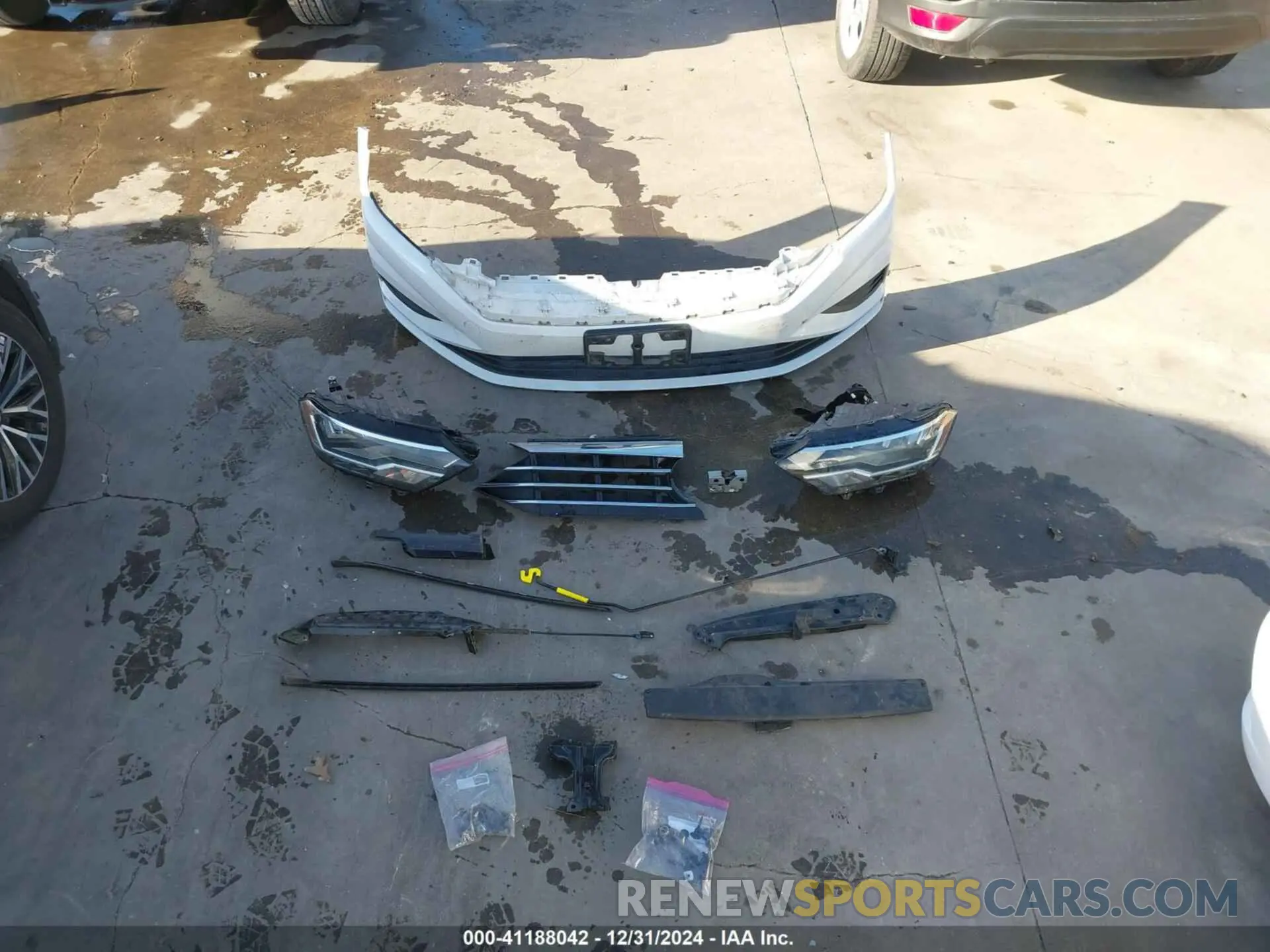 12 Photograph of a damaged car 3VWCB7BUXLM030265 VOLKSWAGEN JETTA 2020