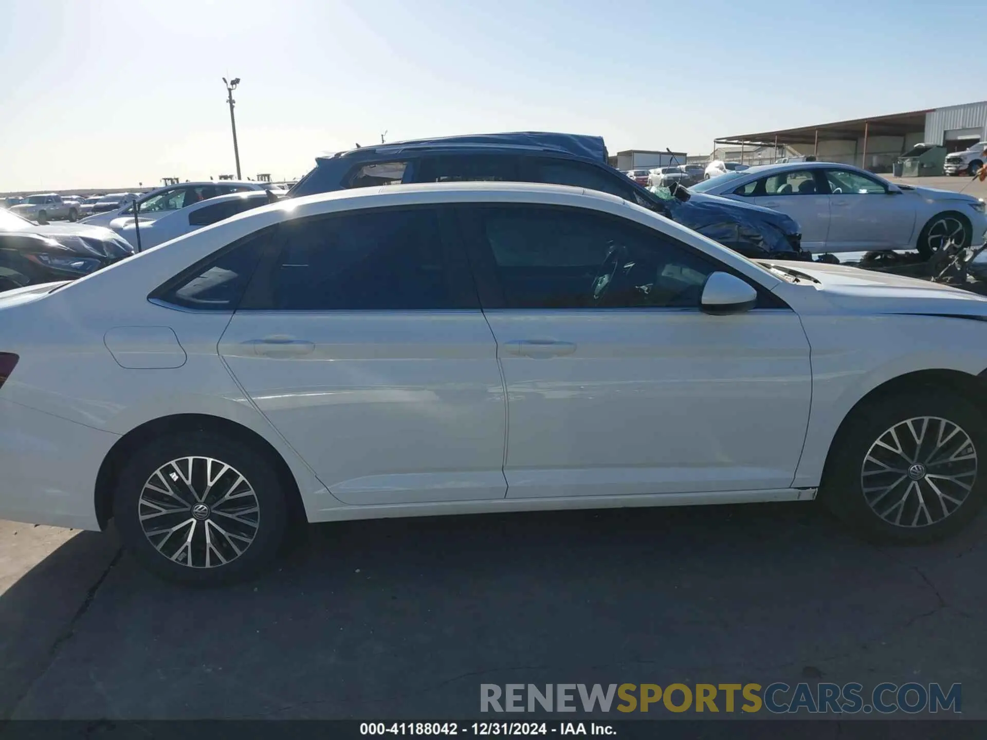 14 Photograph of a damaged car 3VWCB7BUXLM030265 VOLKSWAGEN JETTA 2020