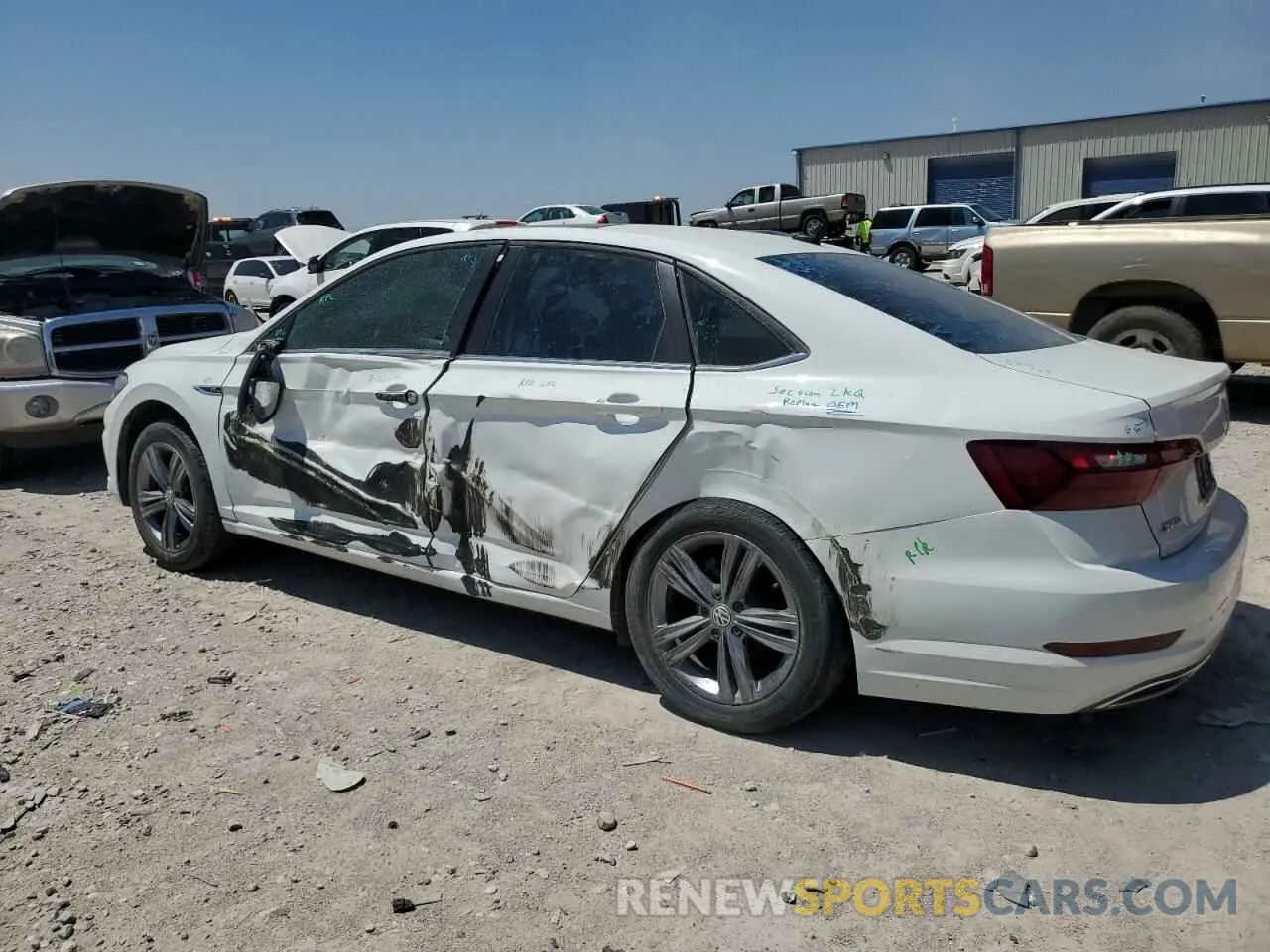 2 Photograph of a damaged car 3VWCB7BUXLM054405 VOLKSWAGEN JETTA 2020