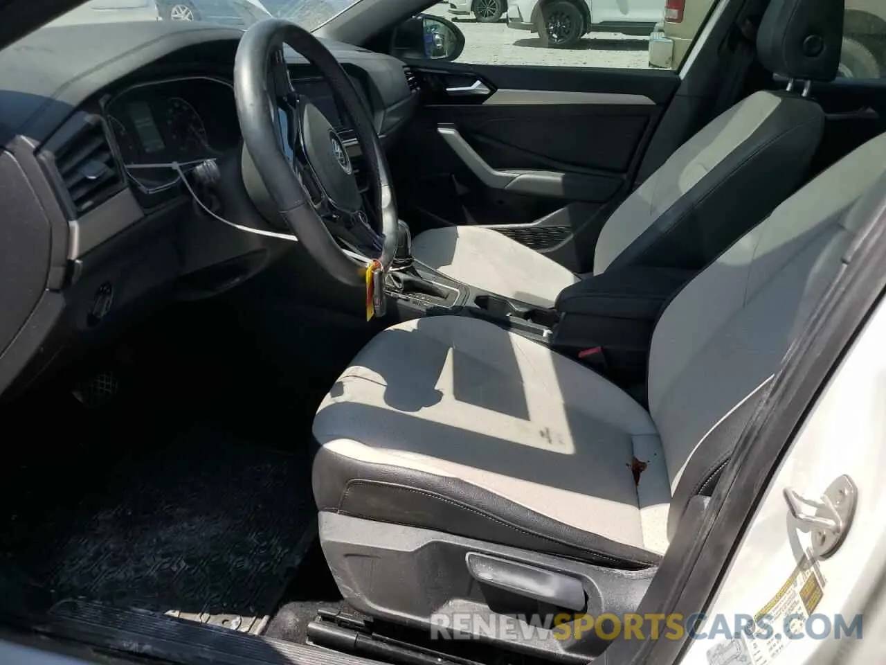 7 Photograph of a damaged car 3VWCB7BUXLM054405 VOLKSWAGEN JETTA 2020