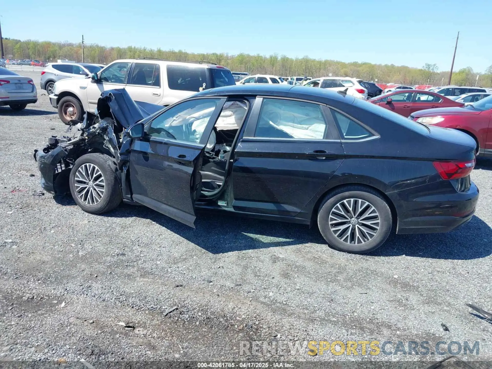 14 Photograph of a damaged car 3VWCB7BUXLM075643 VOLKSWAGEN JETTA 2020