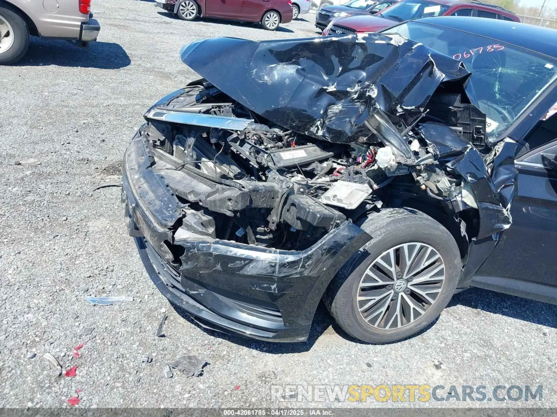 6 Photograph of a damaged car 3VWCB7BUXLM075643 VOLKSWAGEN JETTA 2020