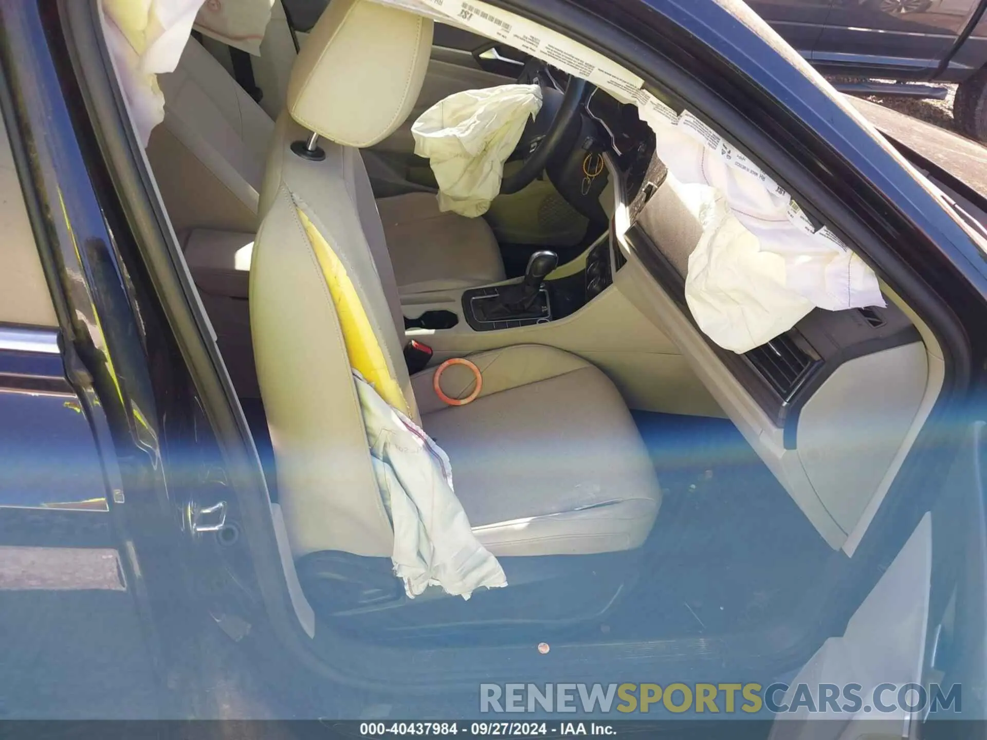 5 Photograph of a damaged car 3VWE57BU2LM093697 VOLKSWAGEN JETTA 2020