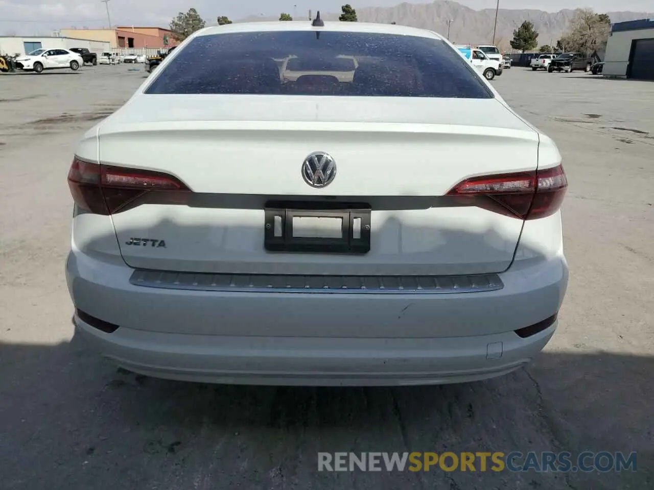 6 Photograph of a damaged car 3VWE57BU8LM082560 VOLKSWAGEN JETTA 2020