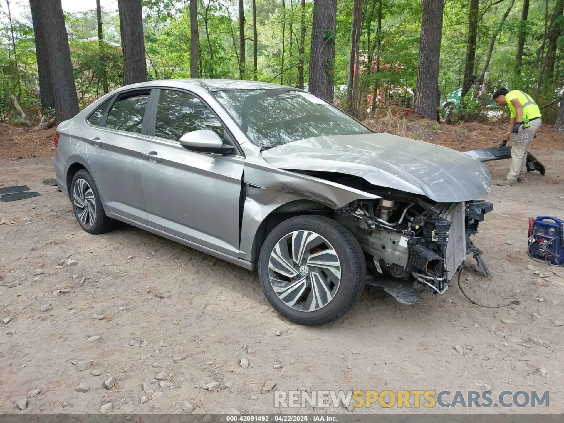1 Photograph of a damaged car 3VWE57BU9LM082552 VOLKSWAGEN JETTA 2020
