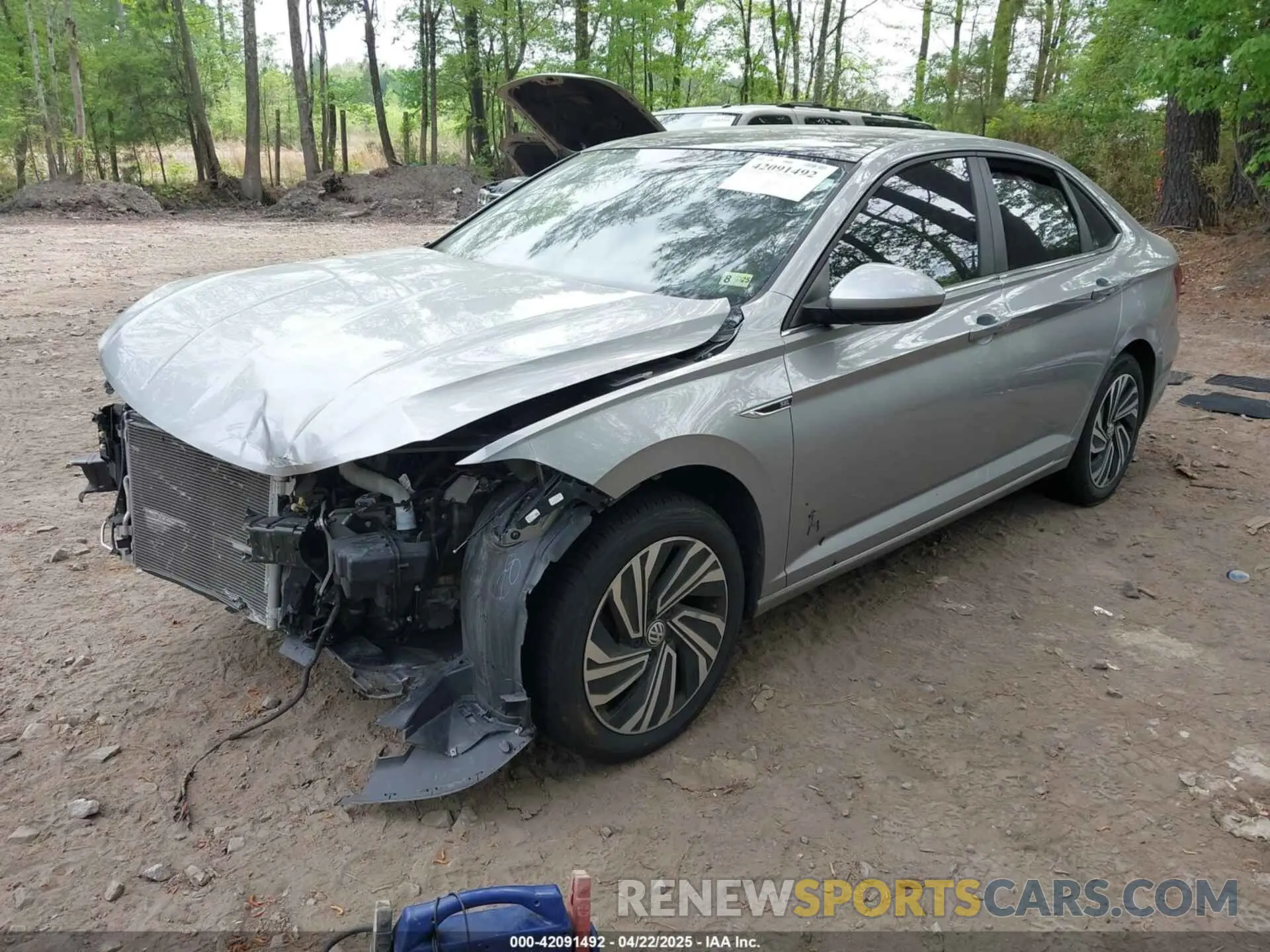 2 Photograph of a damaged car 3VWE57BU9LM082552 VOLKSWAGEN JETTA 2020