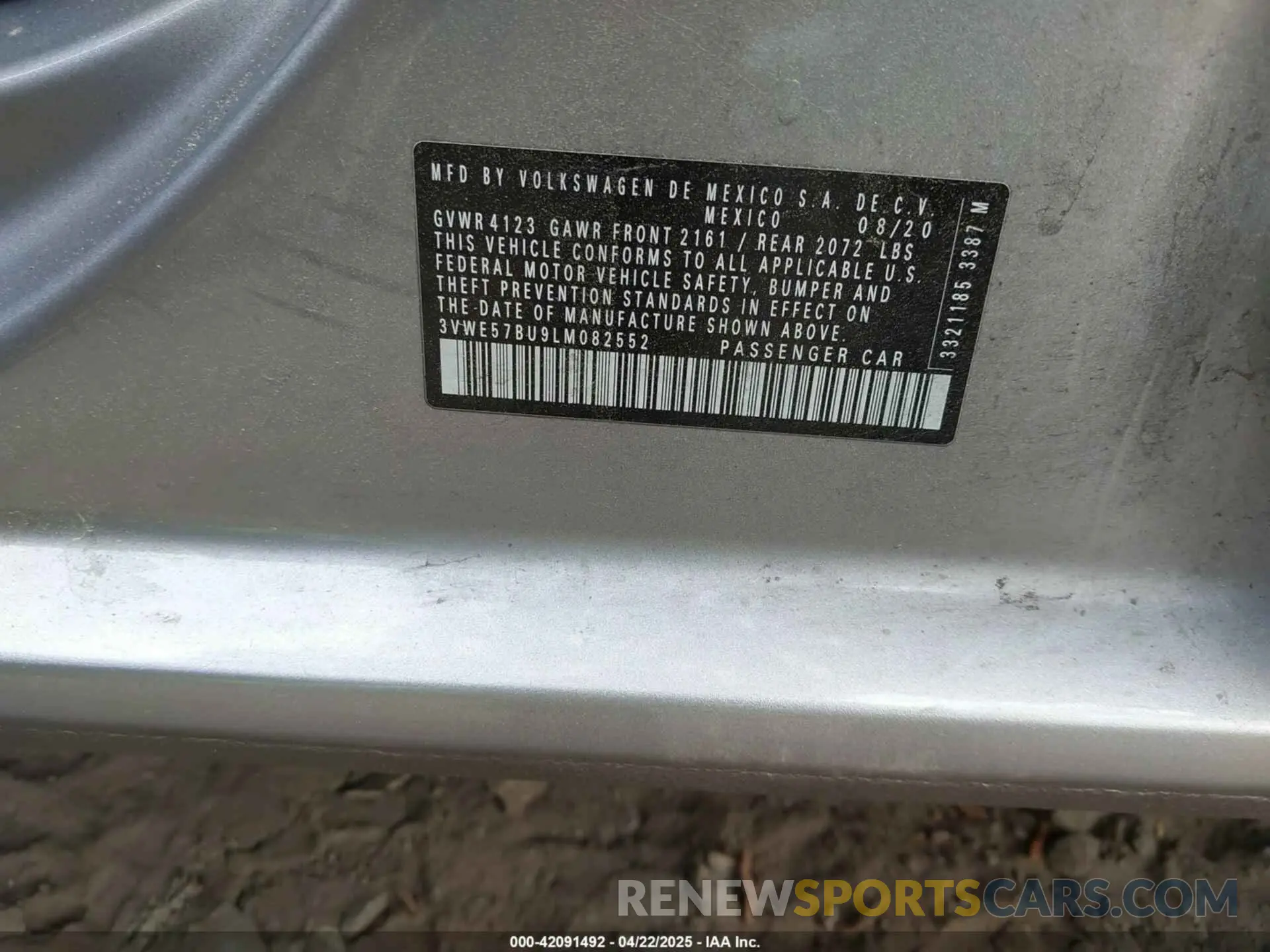 9 Photograph of a damaged car 3VWE57BU9LM082552 VOLKSWAGEN JETTA 2020