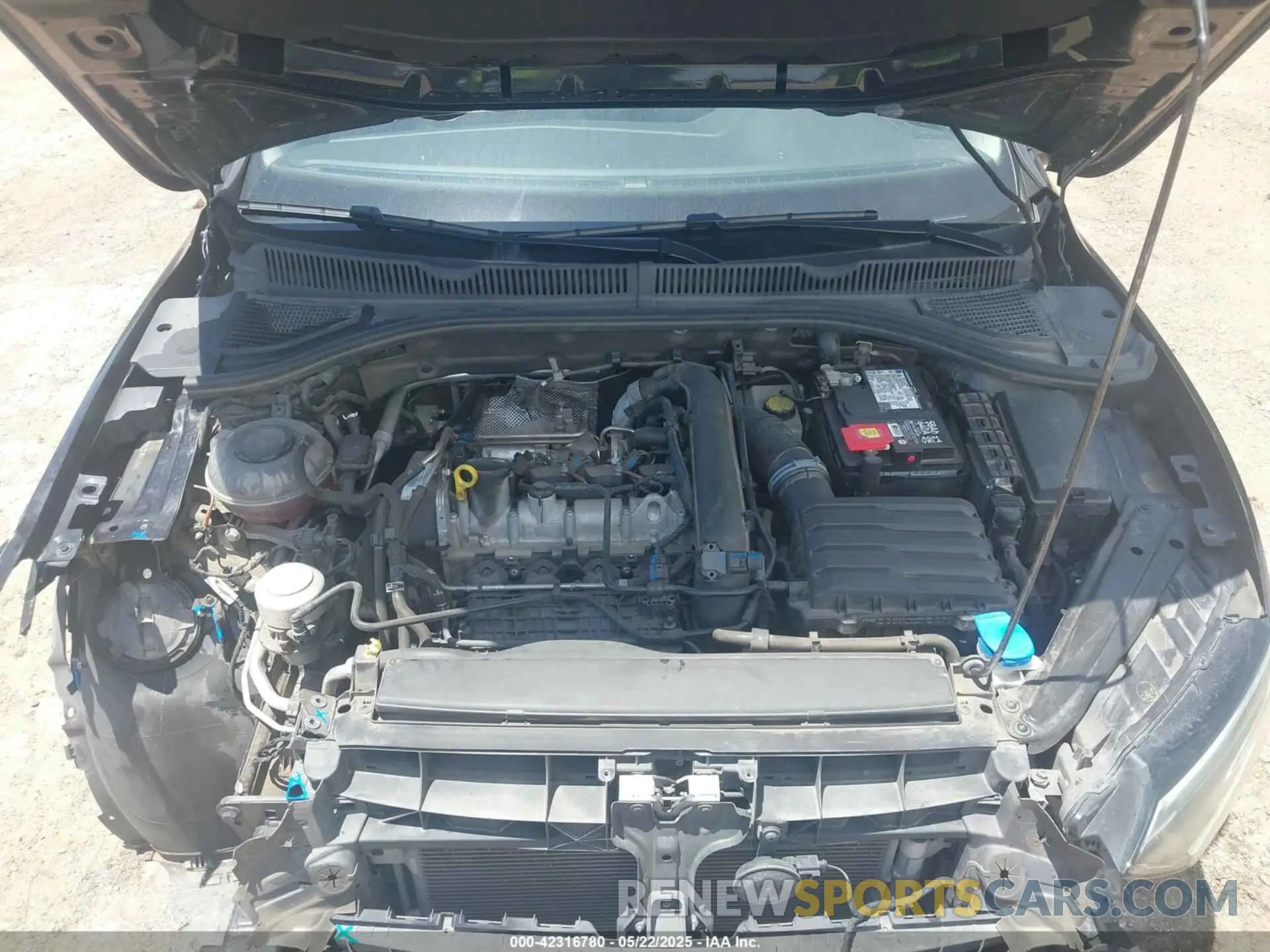 10 Photograph of a damaged car 3VWEB7BU2LM052964 VOLKSWAGEN JETTA 2020