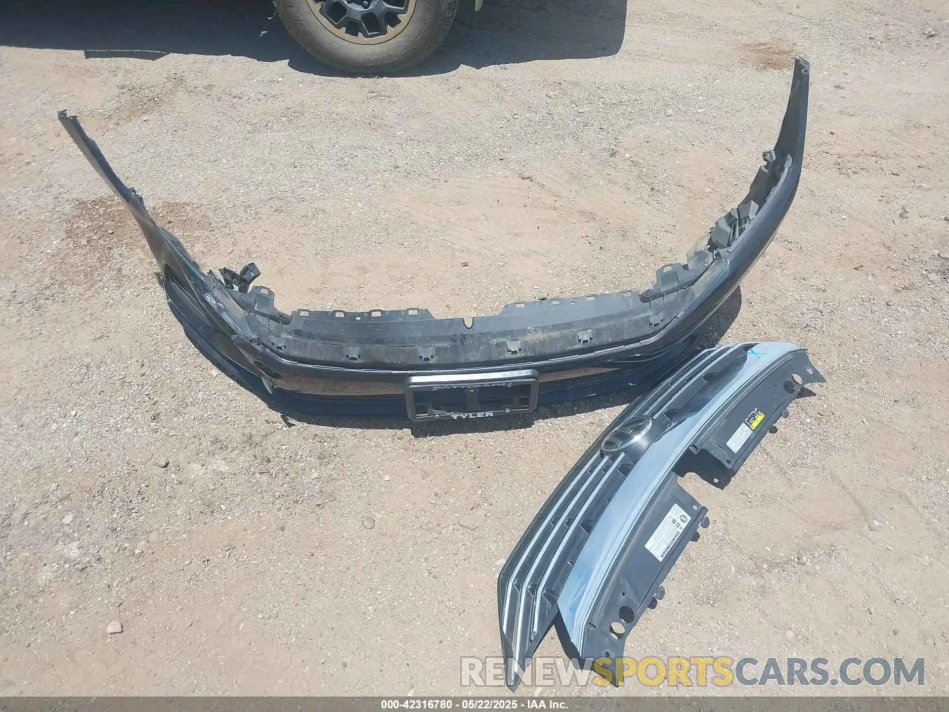 12 Photograph of a damaged car 3VWEB7BU2LM052964 VOLKSWAGEN JETTA 2020