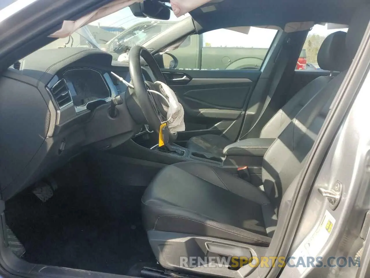 7 Photograph of a damaged car 3VWEB7BU2LM067643 VOLKSWAGEN JETTA 2020