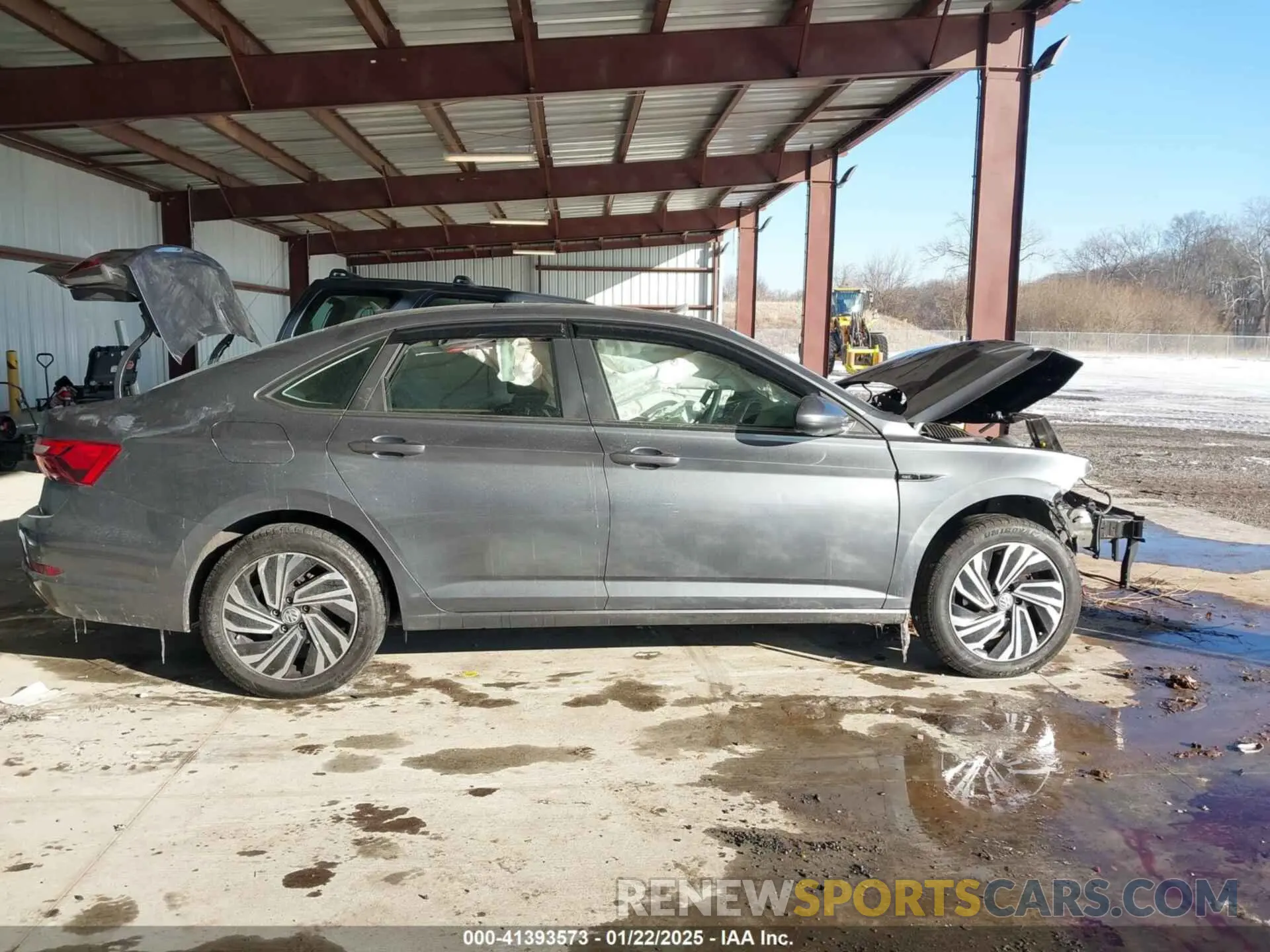 14 Photograph of a damaged car 3VWEB7BU3LM002428 VOLKSWAGEN JETTA 2020