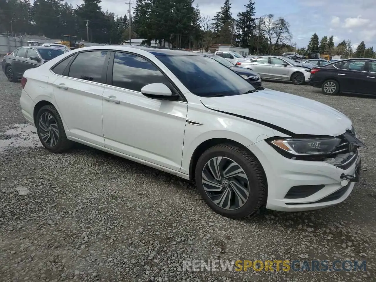4 Photograph of a damaged car 3VWEB7BU3LM040631 VOLKSWAGEN JETTA 2020