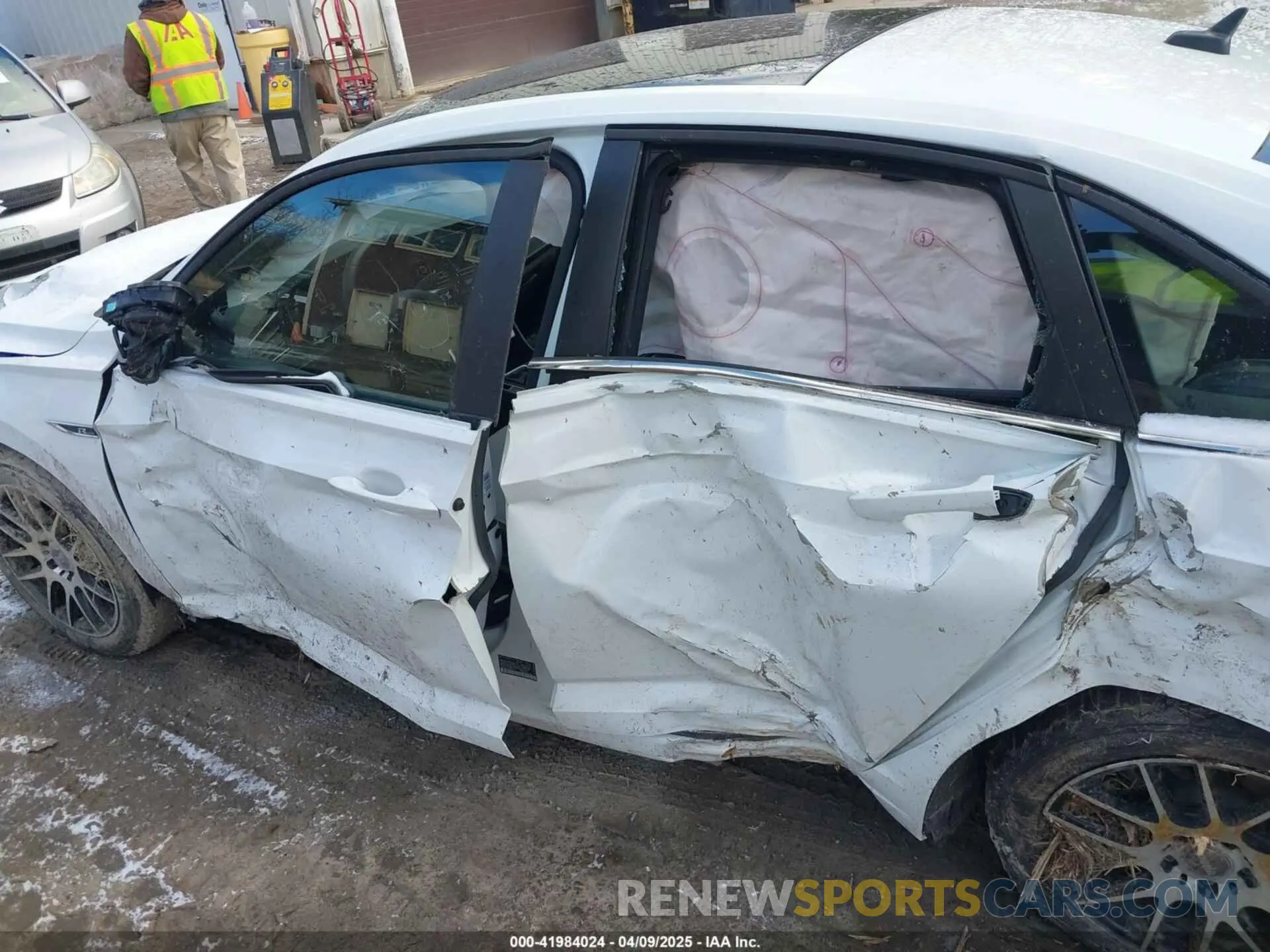17 Photograph of a damaged car 3VWN57BU4LM035137 VOLKSWAGEN JETTA 2020